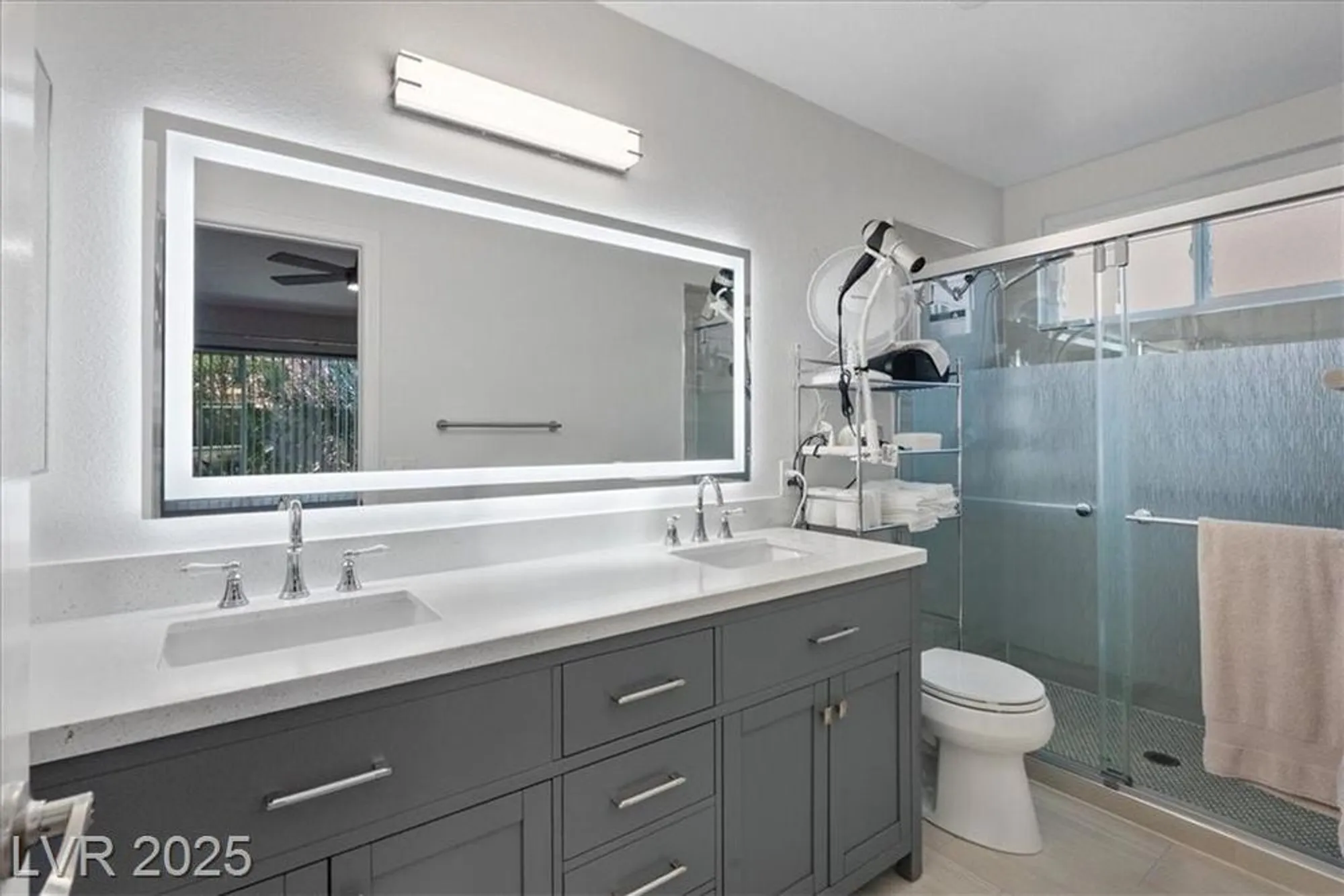 Property Slideshow image 13 of 22 | 7962 kinsella way, Las Vegas, NV, 89147