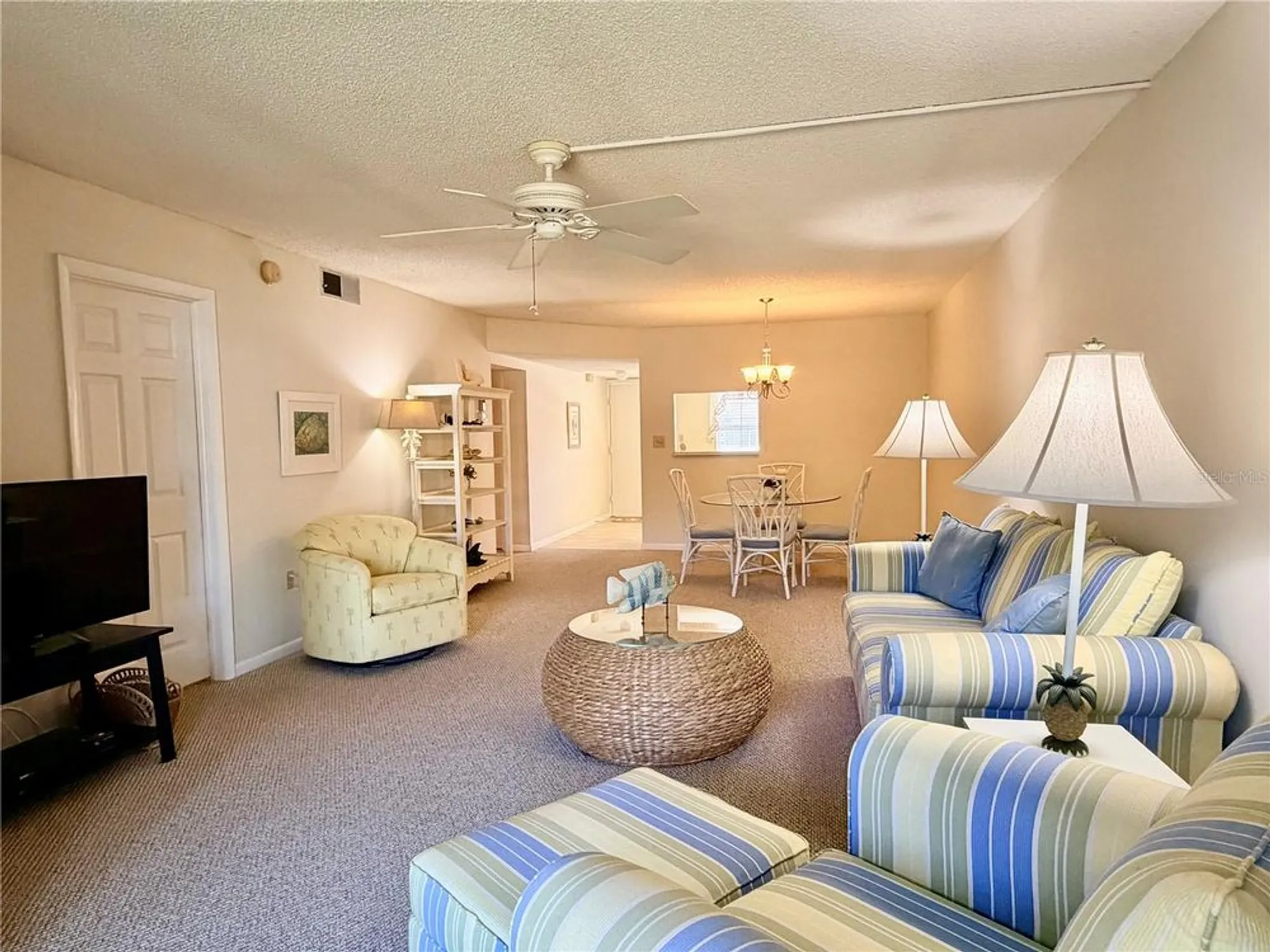 Property Slideshow image 20 of 30 | 851 maple ct 209, Dunedin, FL, 34698