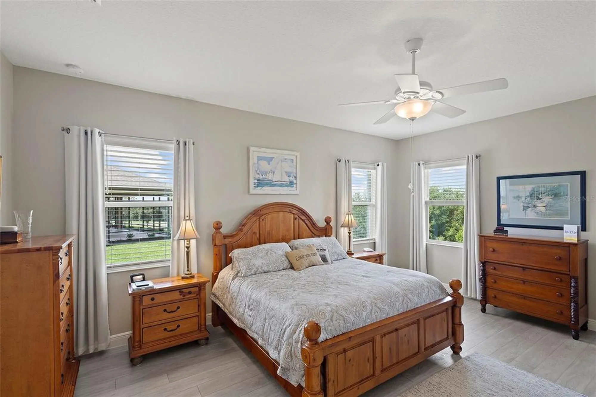 Property Slideshow image 23 of 70 | 5132 greens dr, Lady Lake, FL, 32159