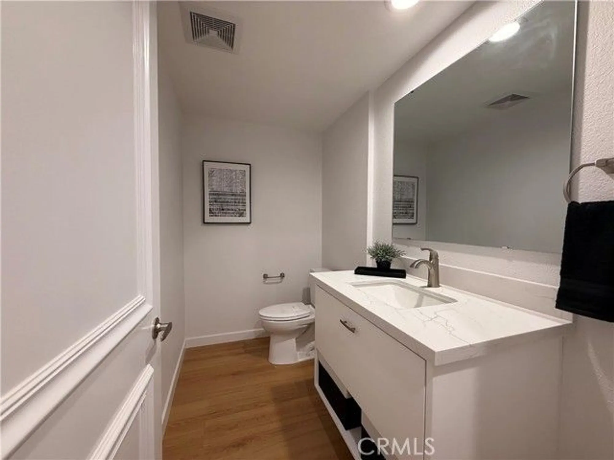 Property Slideshow image 18 of 39 | 1921 saint john rd apt 35c, Seal Beach, CA, 90740