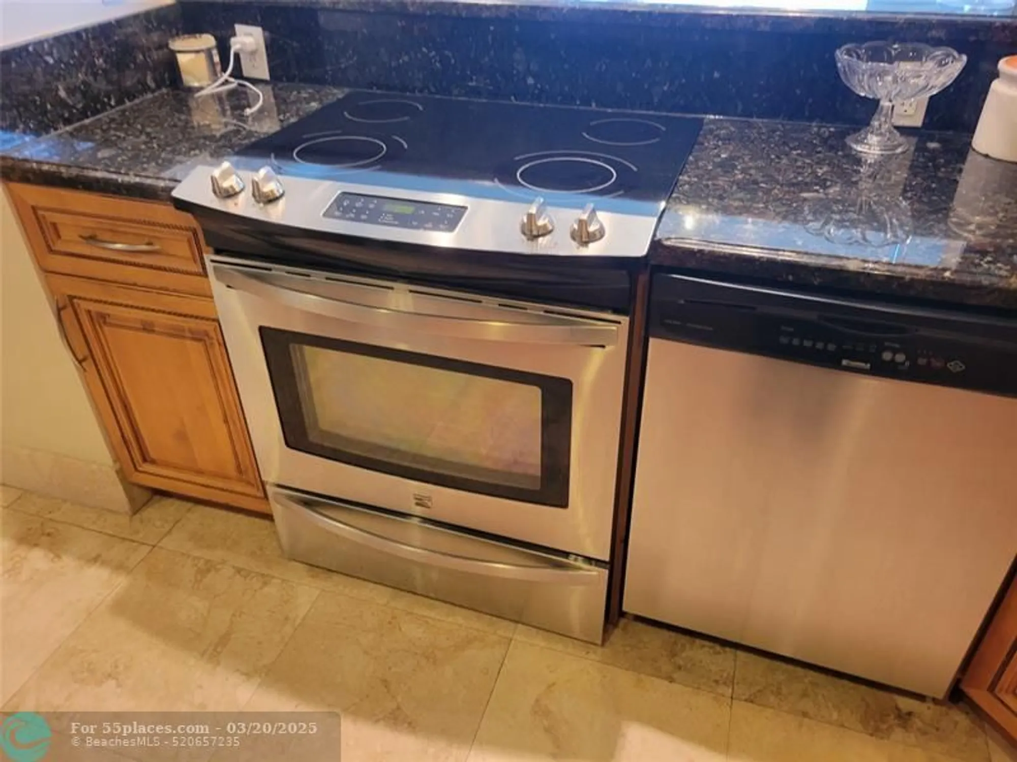 Property Slideshow image 6 of 33 | 3233 ne 34th st 322, Fort Lauderdale, FL, 33308