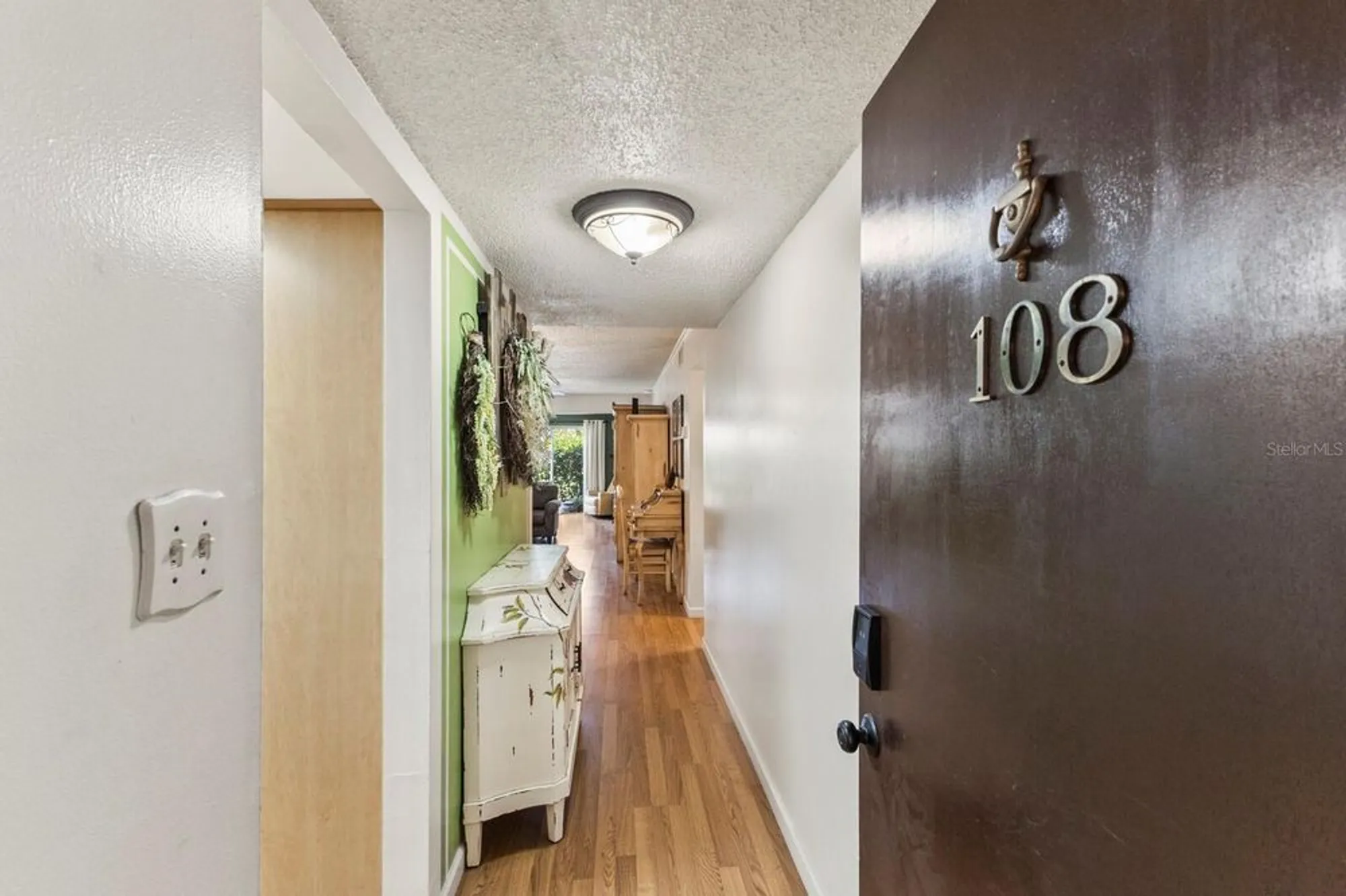 Property Slideshow image 4 of 35 | 4015 lake bayshore dr # 108, Bradenton, FL, 34205