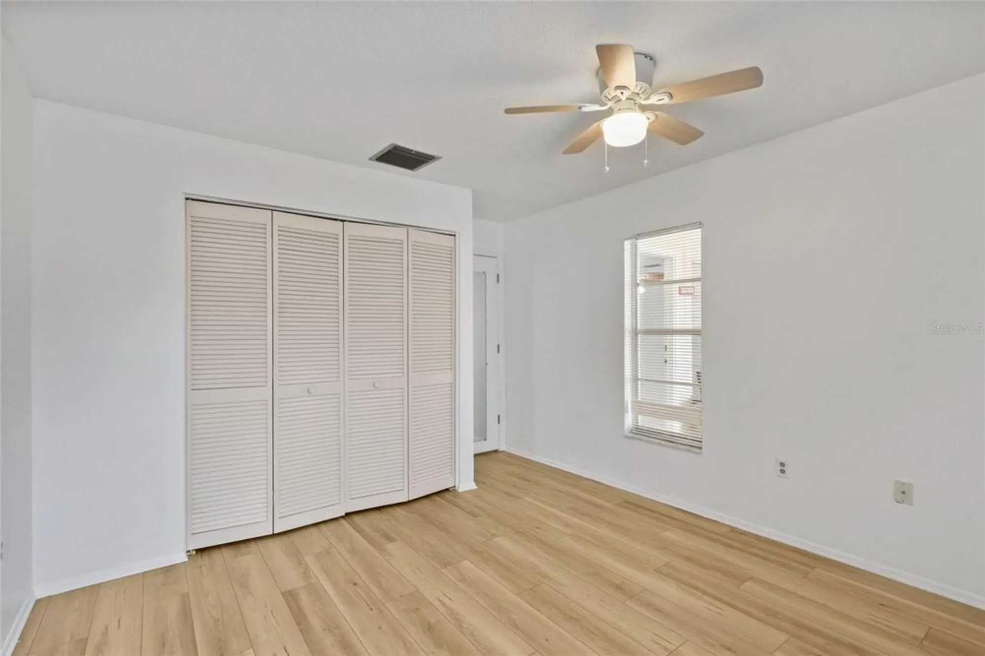 Property Slideshow image 17 of 44 | 3880 el poinier ct # 8702, Sarasota, FL, 34232