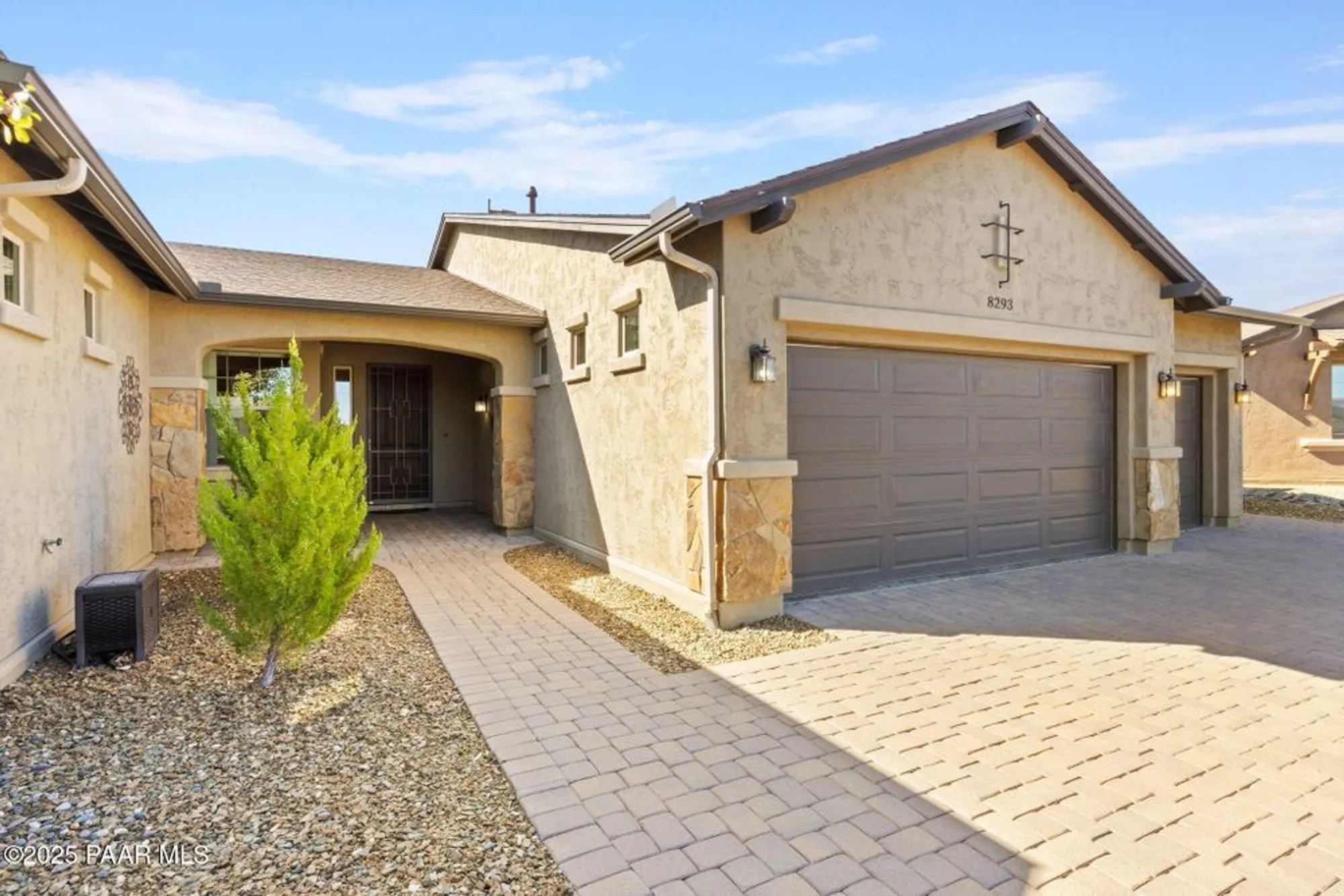 Property Slideshow image 4 of 57 | 8293 n zephyr cir, Prescott Valley, AZ, 86315