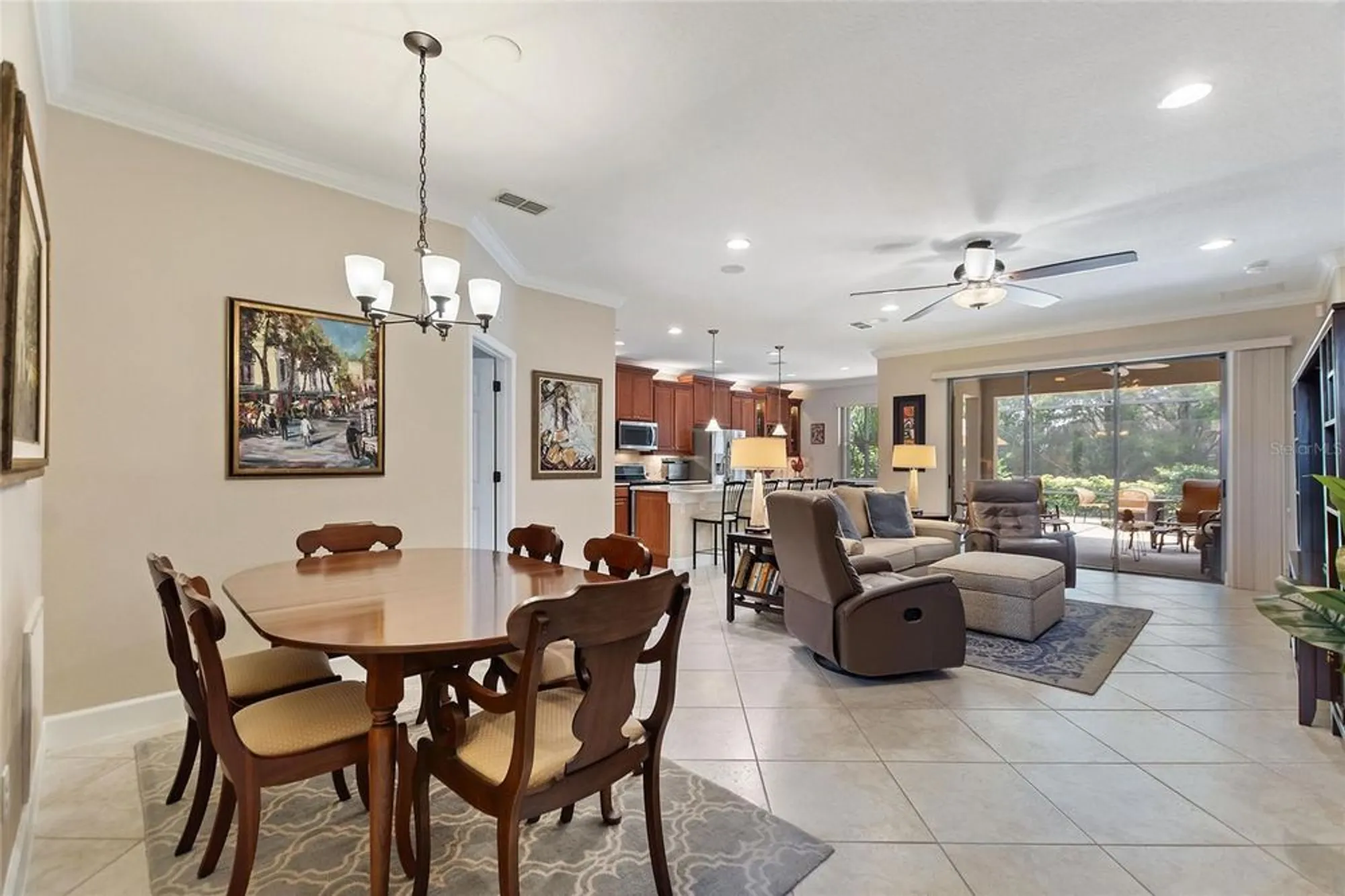 Property Slideshow image 16 of 67 | 224 granada ln, Davenport, FL, 33837