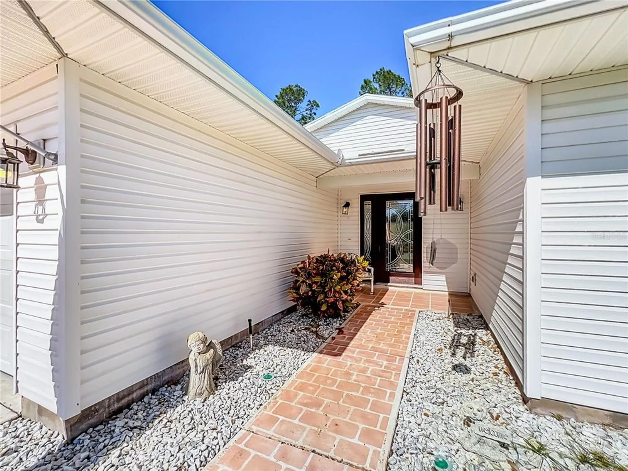 Property Slideshow image 4 of 68 | 32676 oak park dr, Leesburg, FL, 34748