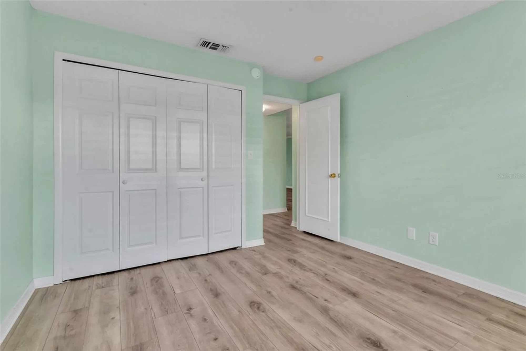 Property Slideshow image 15 of 46 | 19029 us highway 19 n apt 18b, Clearwater, FL, 33764