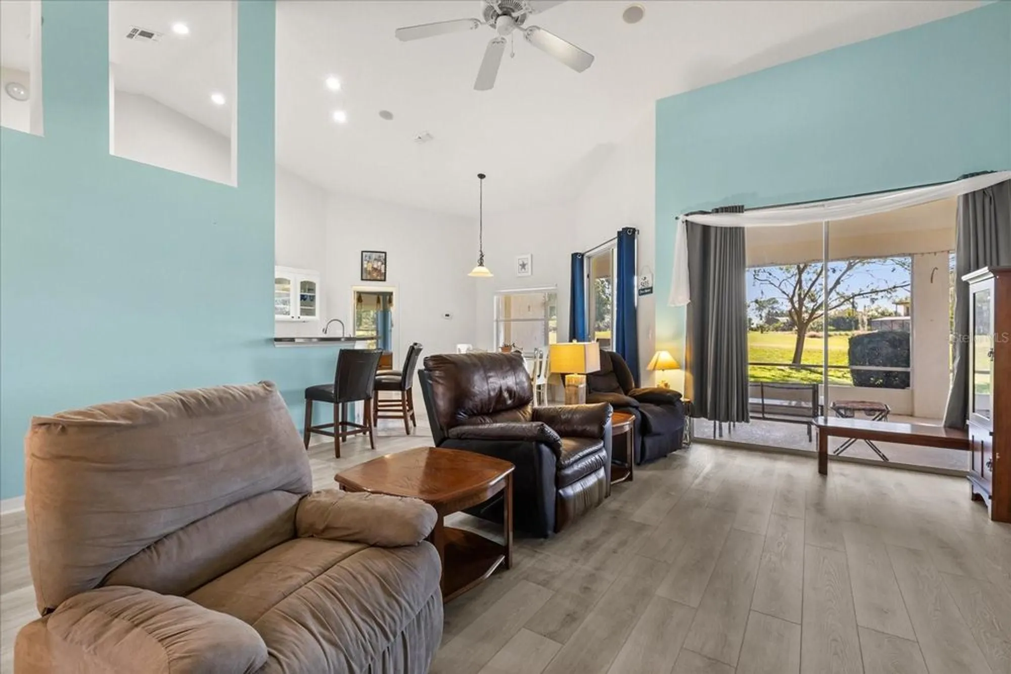 Property Slideshow image 12 of 52 | 5435 grove mnr, Lady Lake, FL, 32159