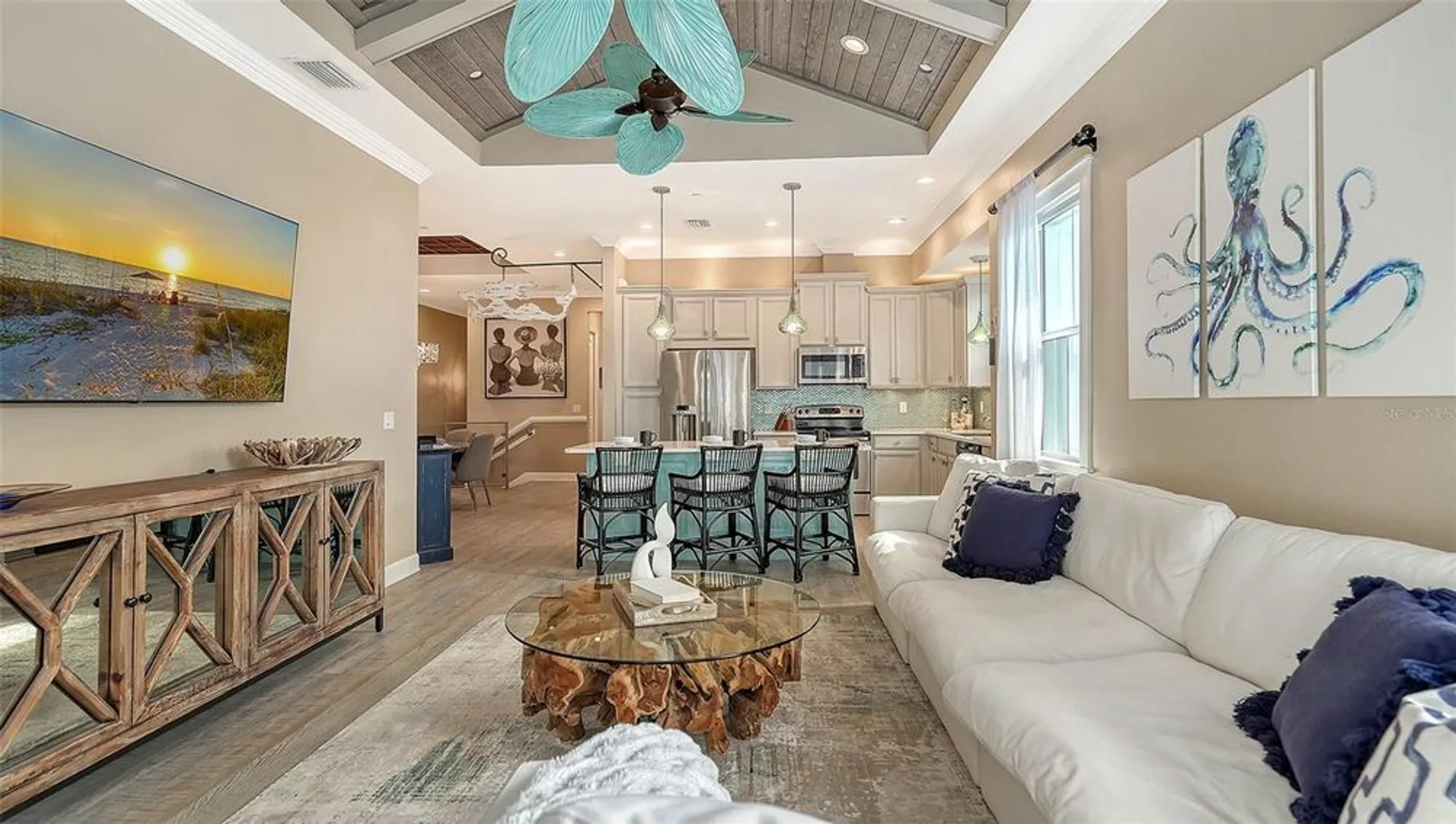 Property Slideshow image 19 of 79 | 344 sapphire lake dr unit 201, Bradenton, FL, 34209