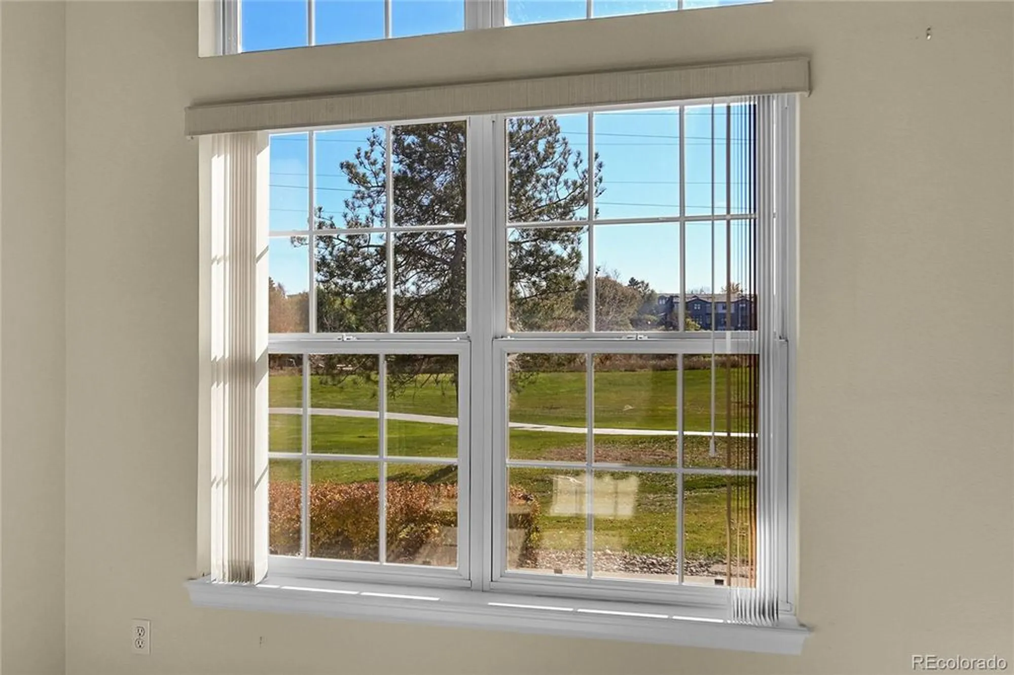 Property Slideshow image 14 of 36 | 2730 w riverwalk cir c, Littleton, CO, 80123