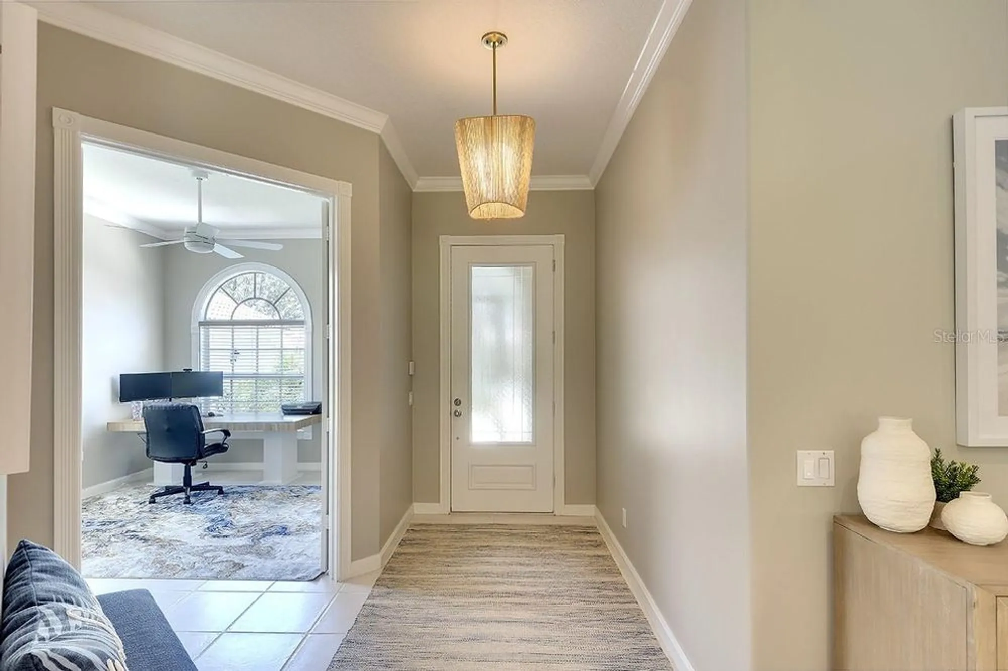 Property Slideshow image 12 of 50 | 5877 ferrara dr, Sarasota, FL, 34238
