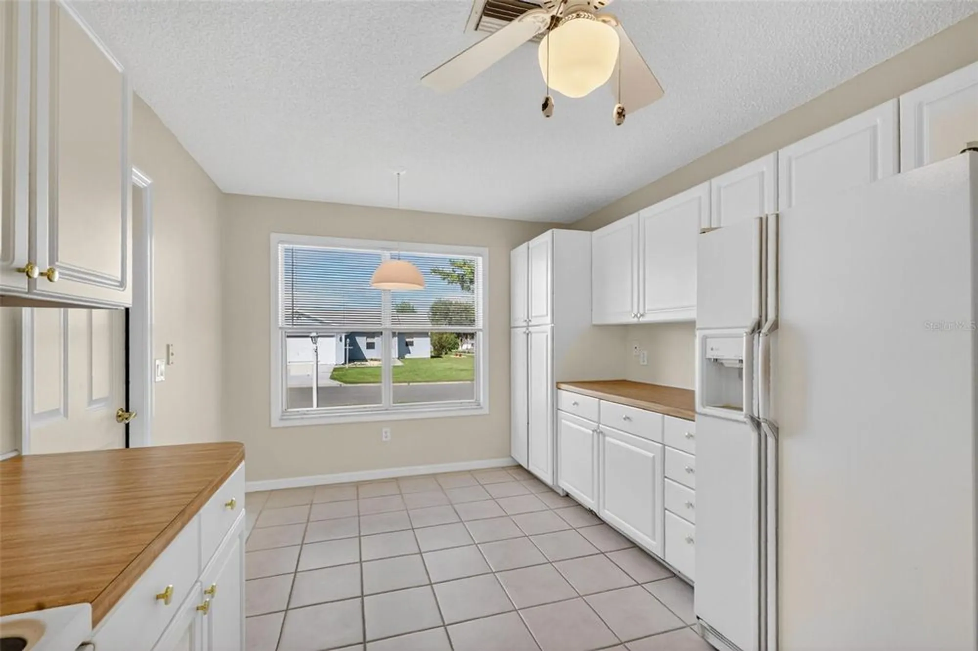 Property Slideshow image 8 of 36 | 1402 navarro ct, The Villages, FL, 32159