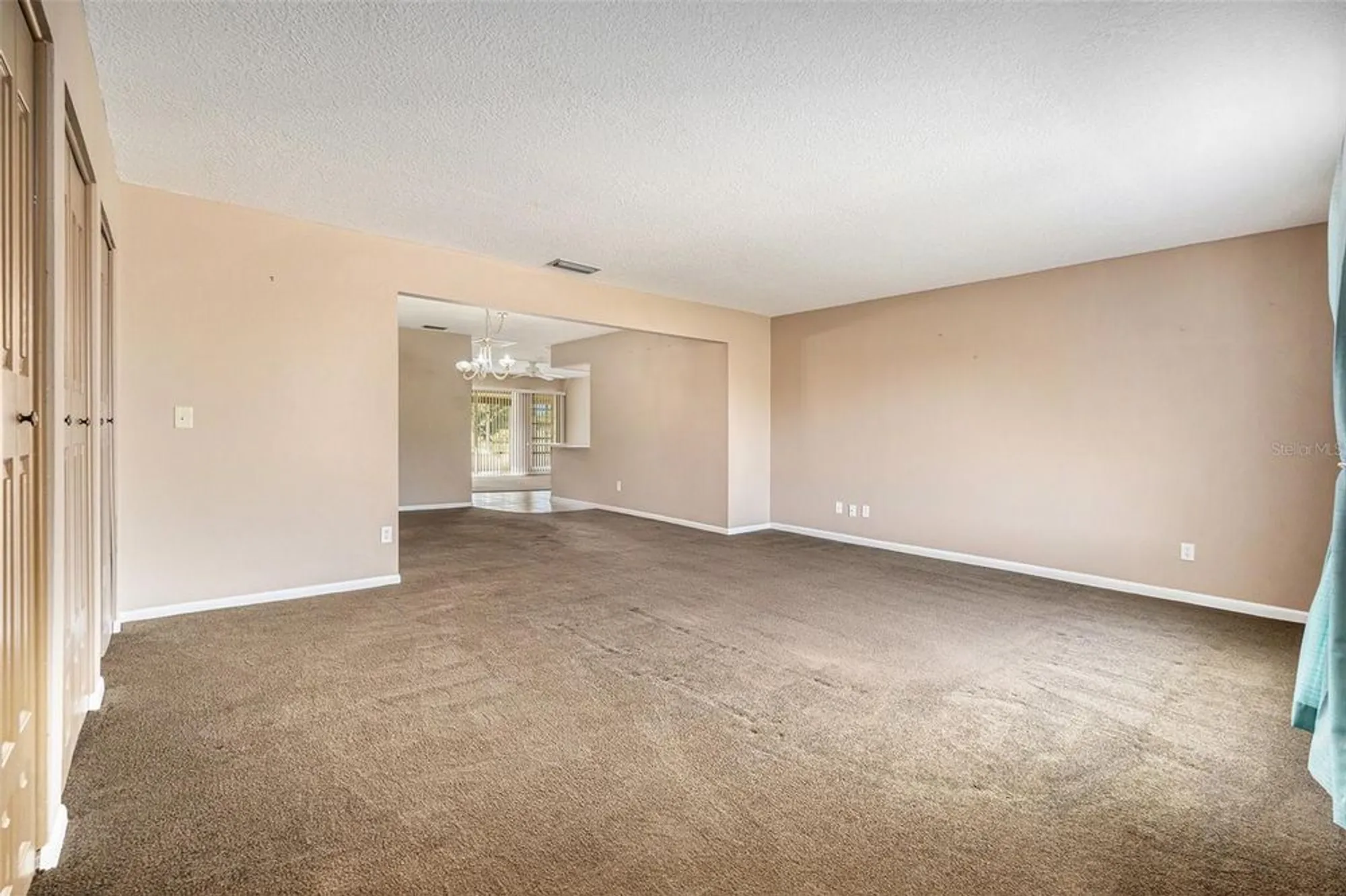 Property Slideshow image 6 of 35 | 382 club manor dr, Sun City Center, FL, 33573