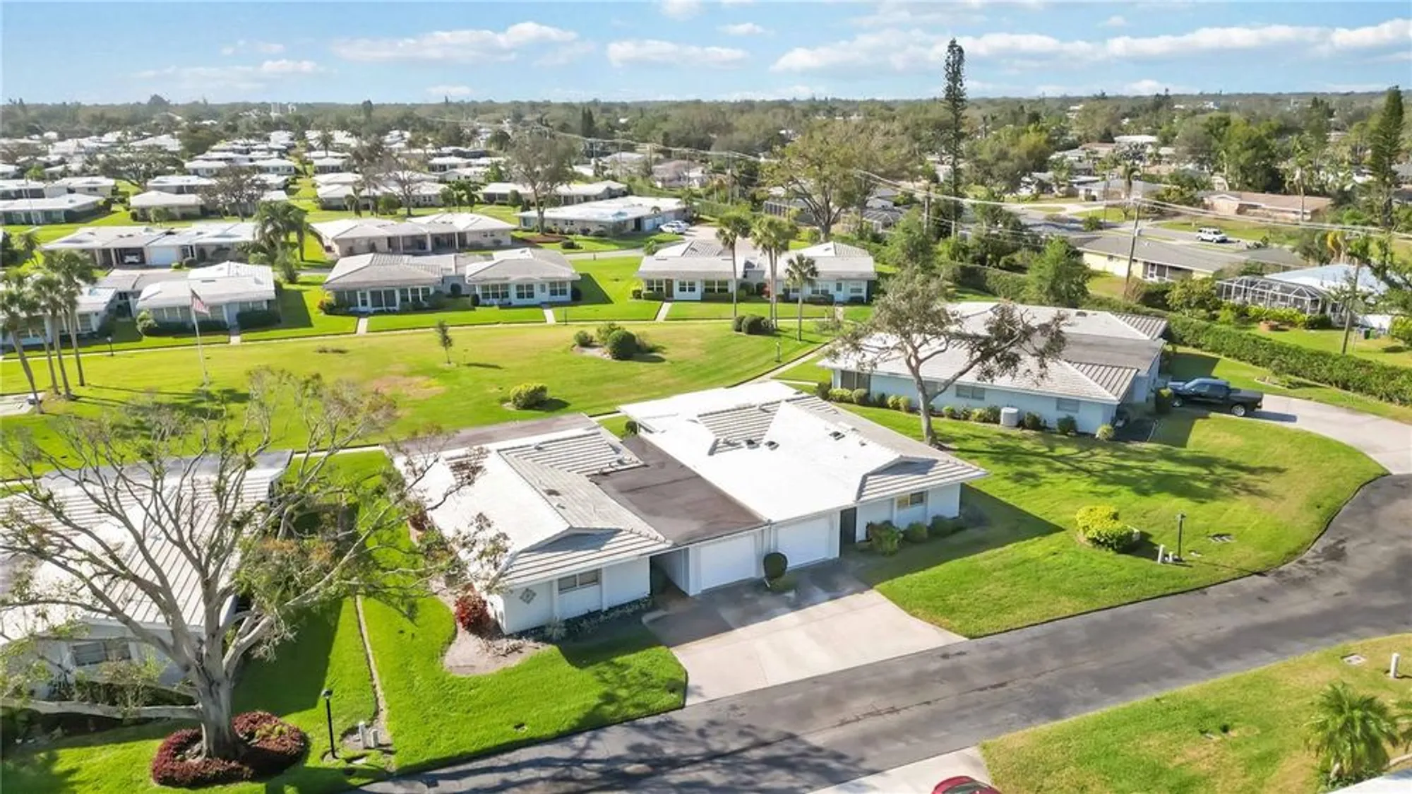 Property Slideshow image 63 of 66 | 3220 southfield ln 810, Sarasota, FL, 34239