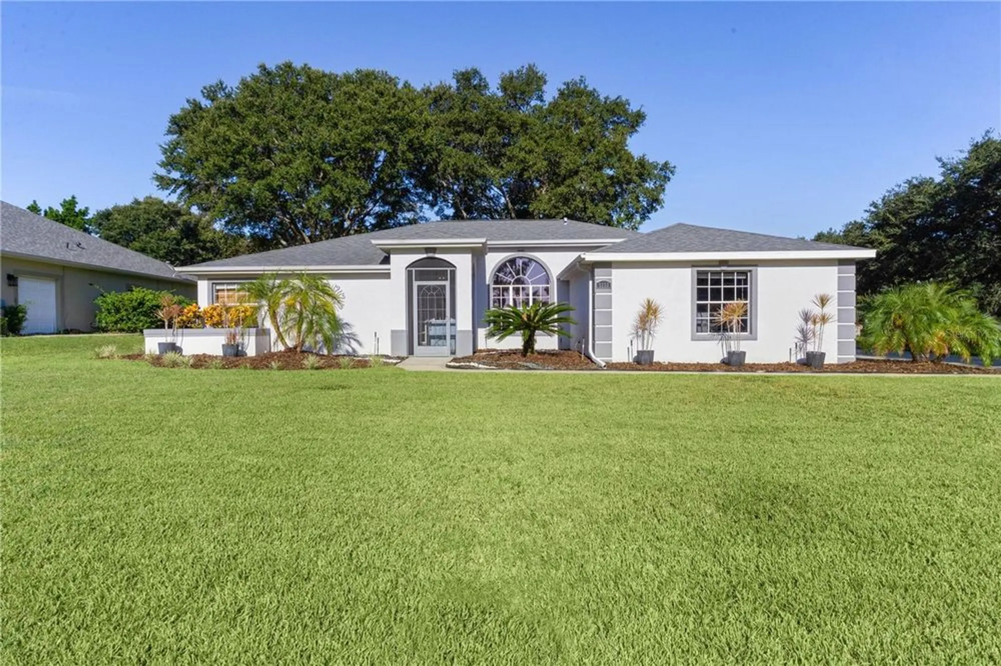 Property Slideshow image 72 of 86 | 5252 grove mnr, Lady Lake, FL, 32159
