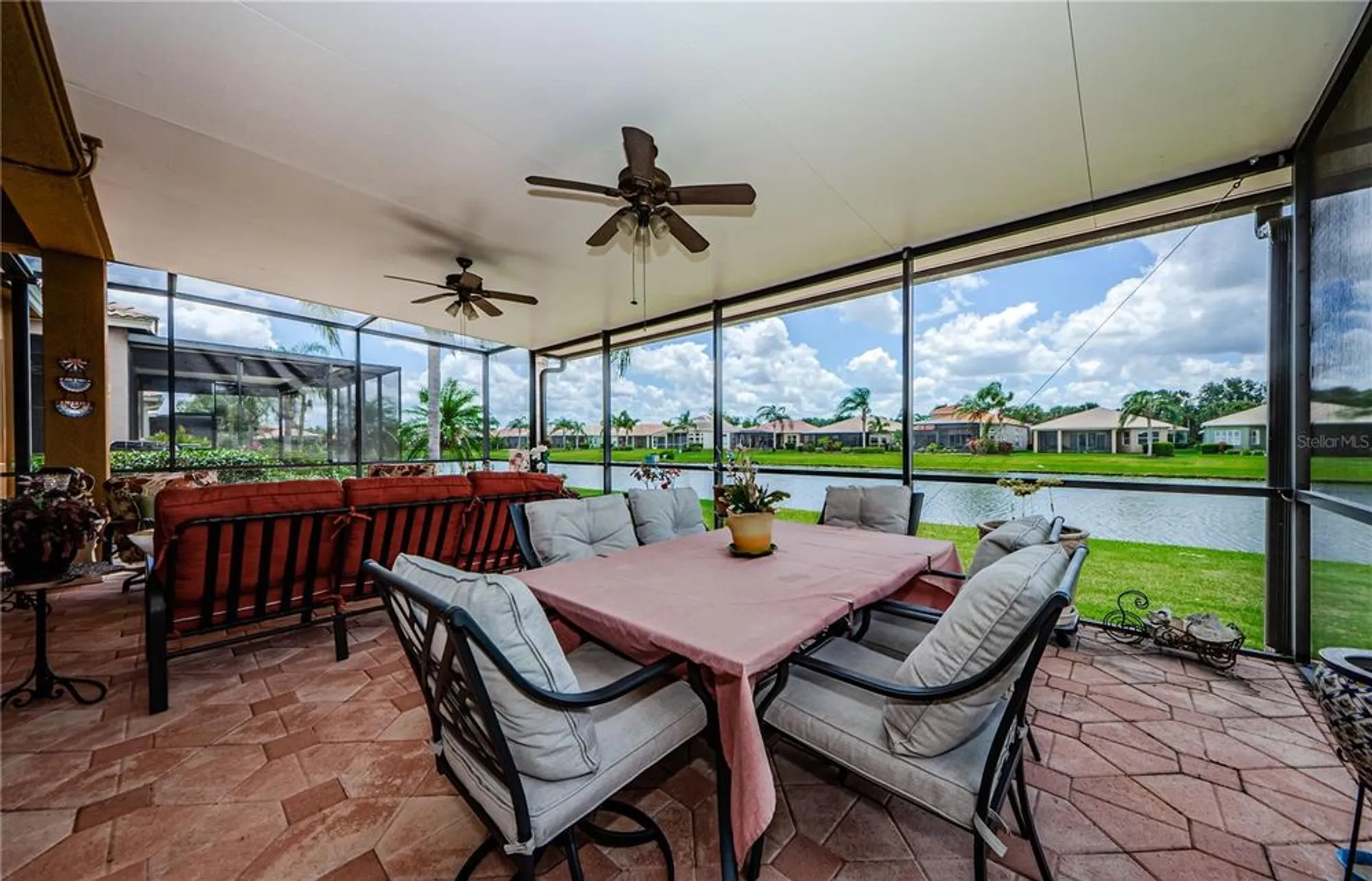 Property Slideshow image 36 of 77 | 4947 sandy brook cir, Wimauma, FL, 33598
