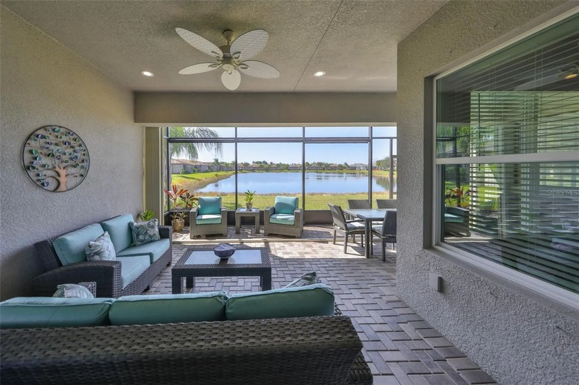 Property Slideshow image 28 of 44 | 15527 corona del mar dr, Wimauma, FL, 33598