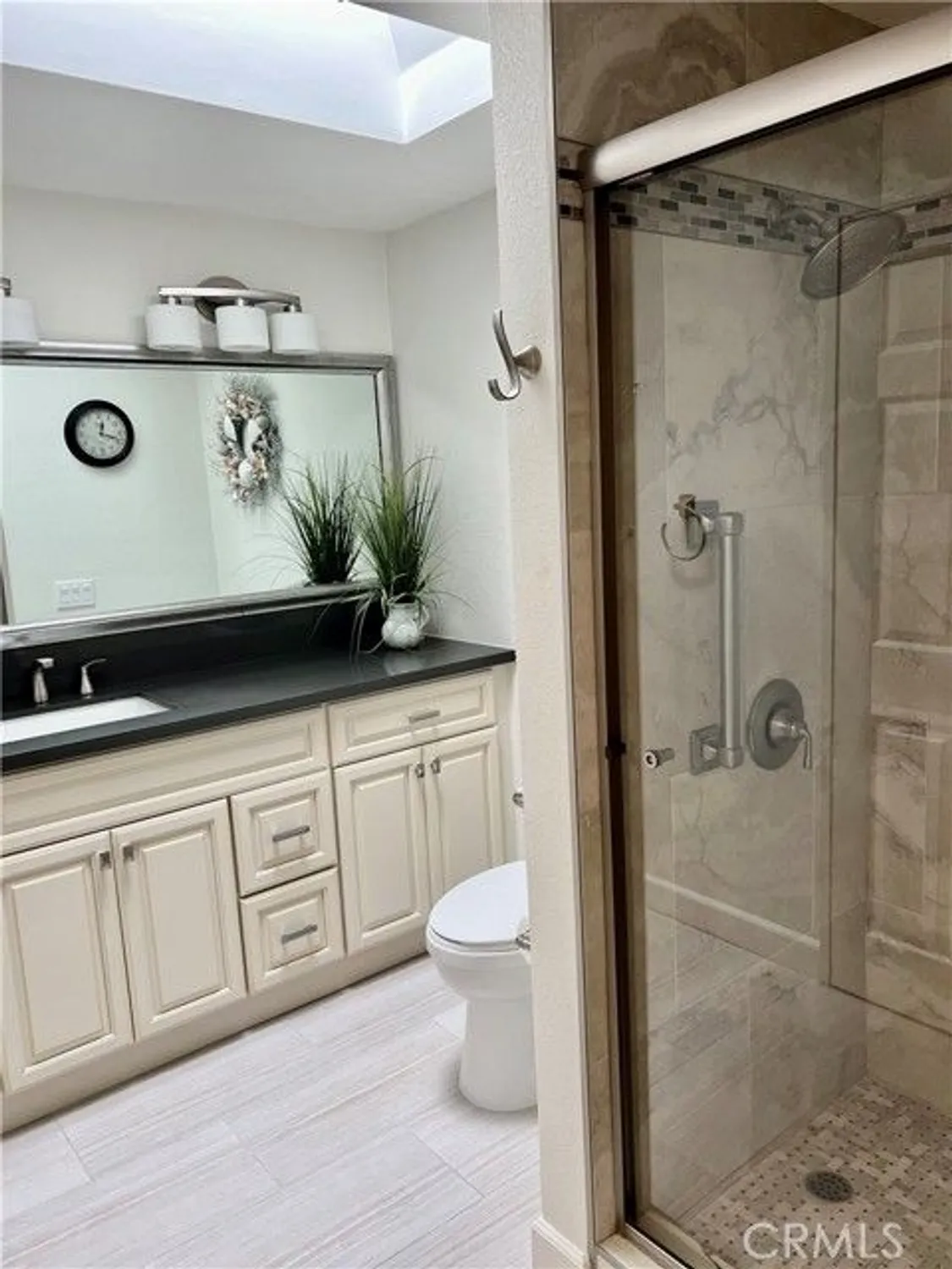 Property Slideshow image 21 of 26 | 13100 shawnee ln # m11 # 208h, Seal Beach, CA, 90740