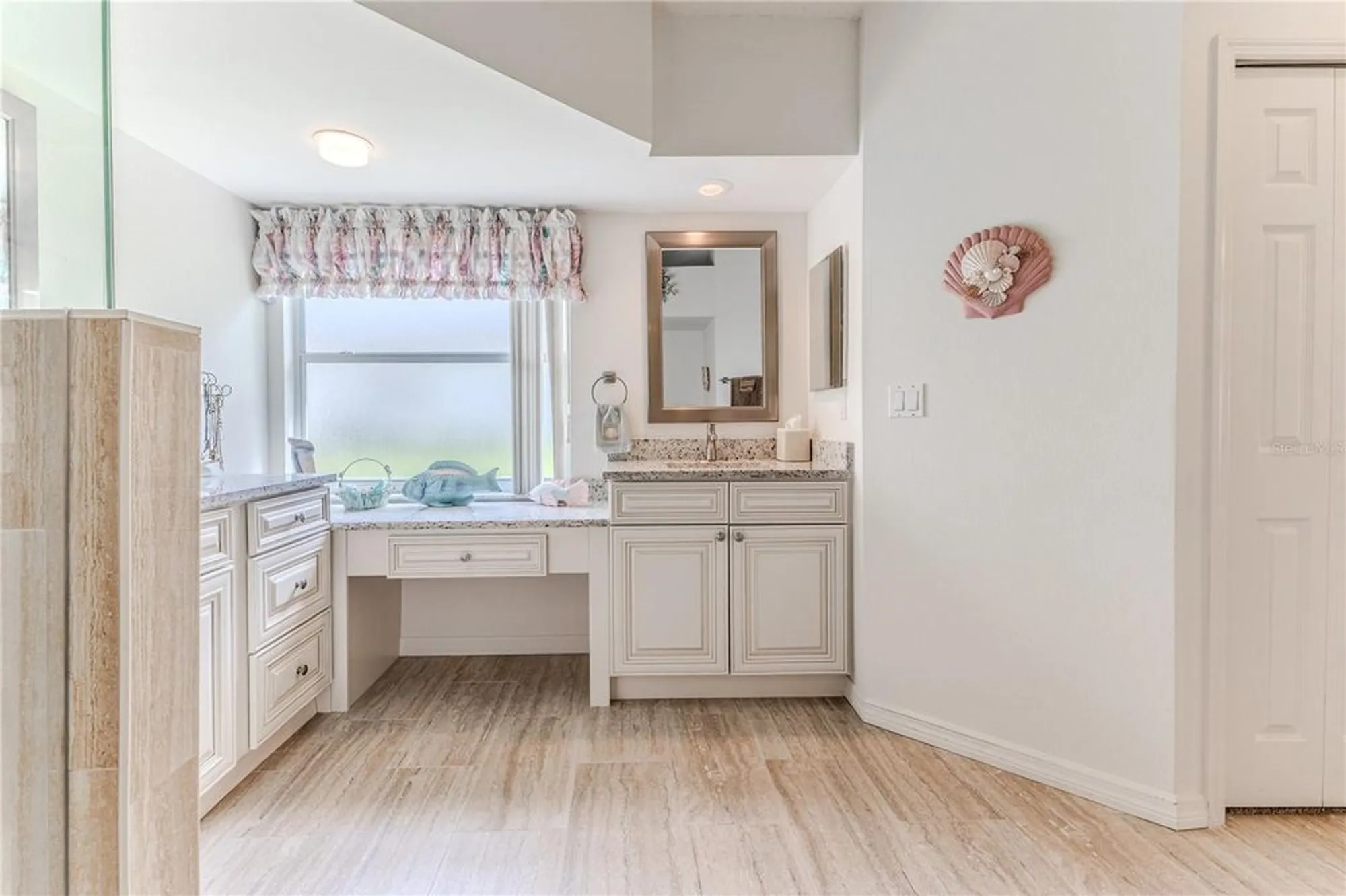 Property Slideshow image 28 of 51 | 464 mistwood ct, Spring Hill, FL, 34609