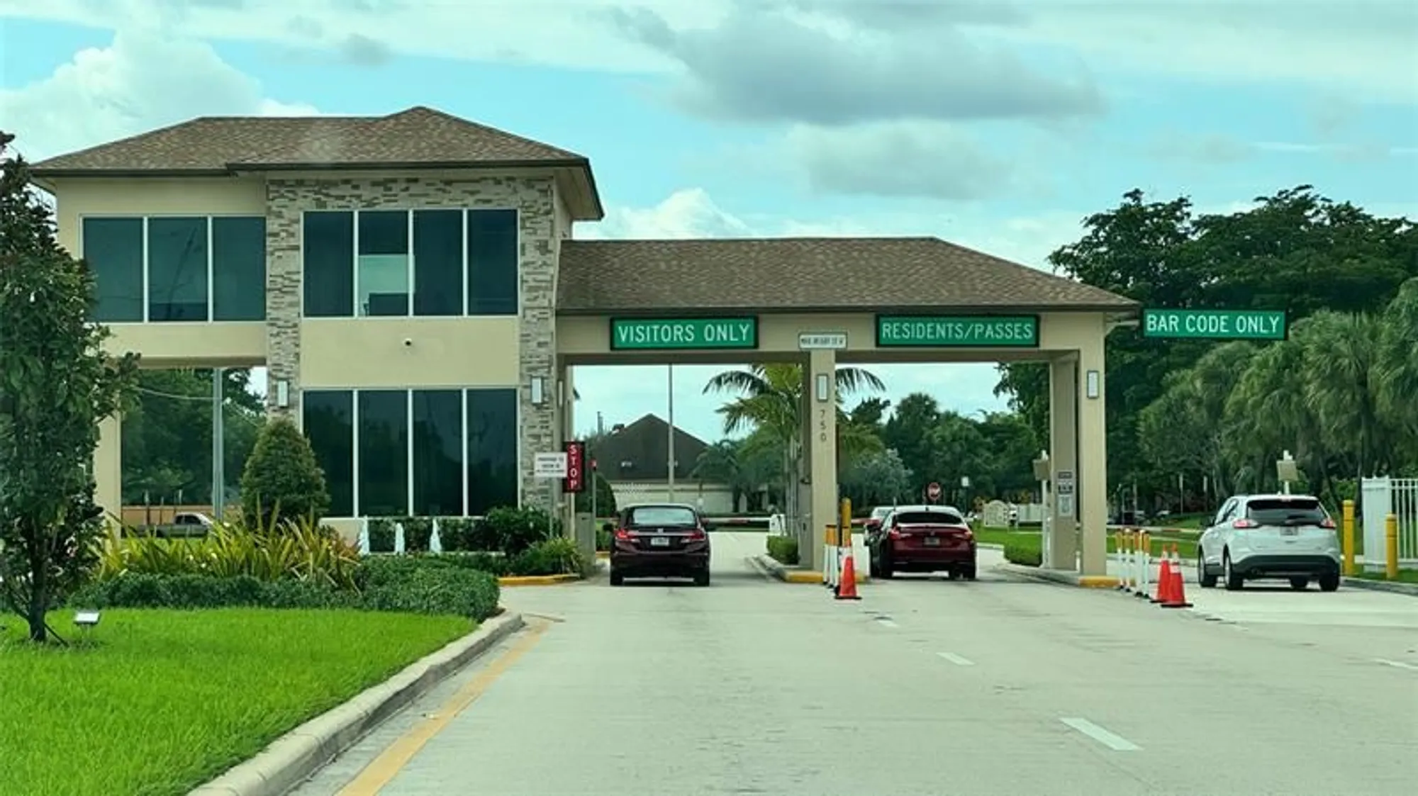 Property Slideshow image 26 of 26 | 300 sw 134th way apt 304e, Pembroke Pines, FL, 33027