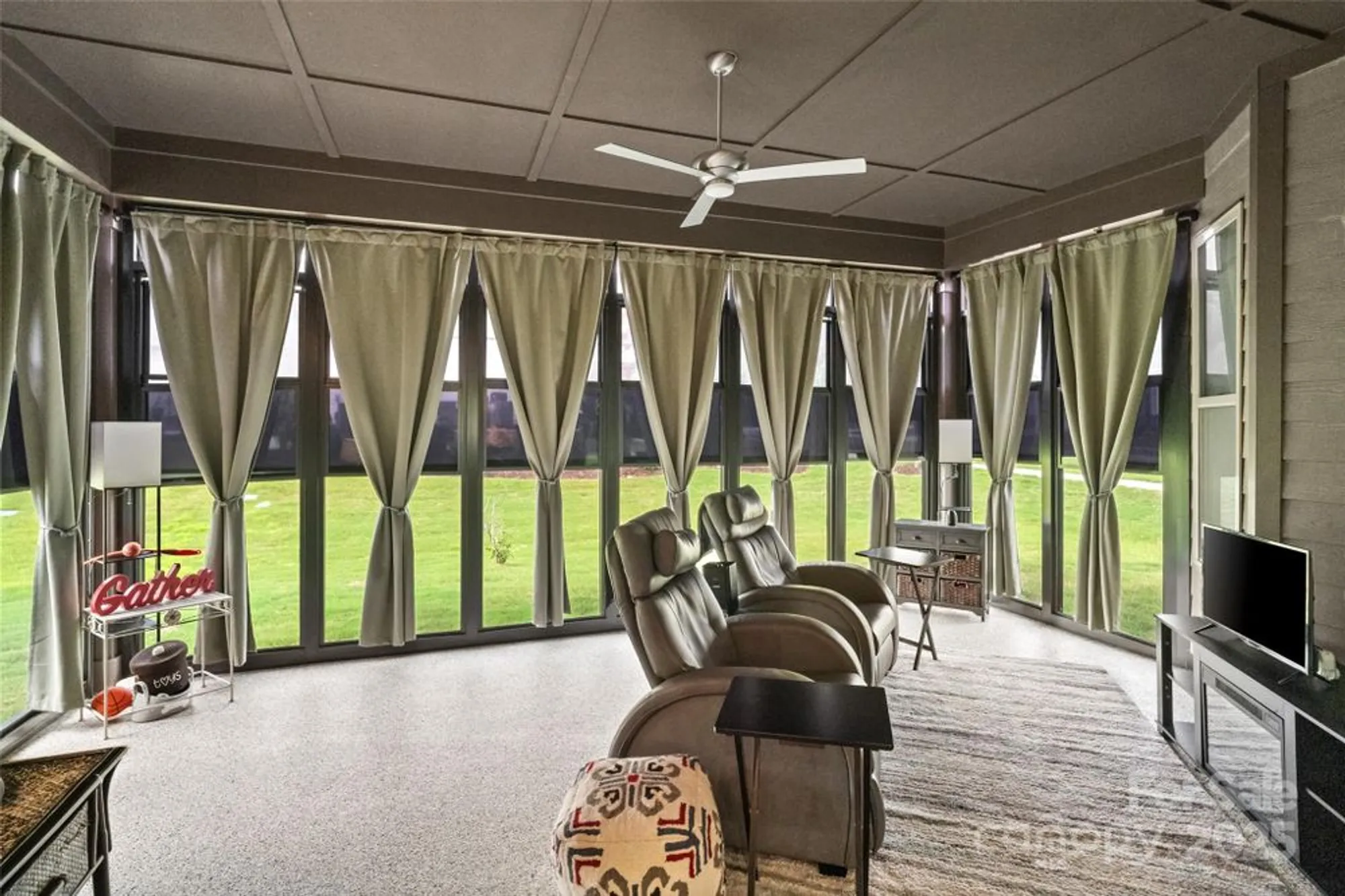 Property Slideshow image 25 of 35 | 12002 cove ct, Charlotte, NC, 28278