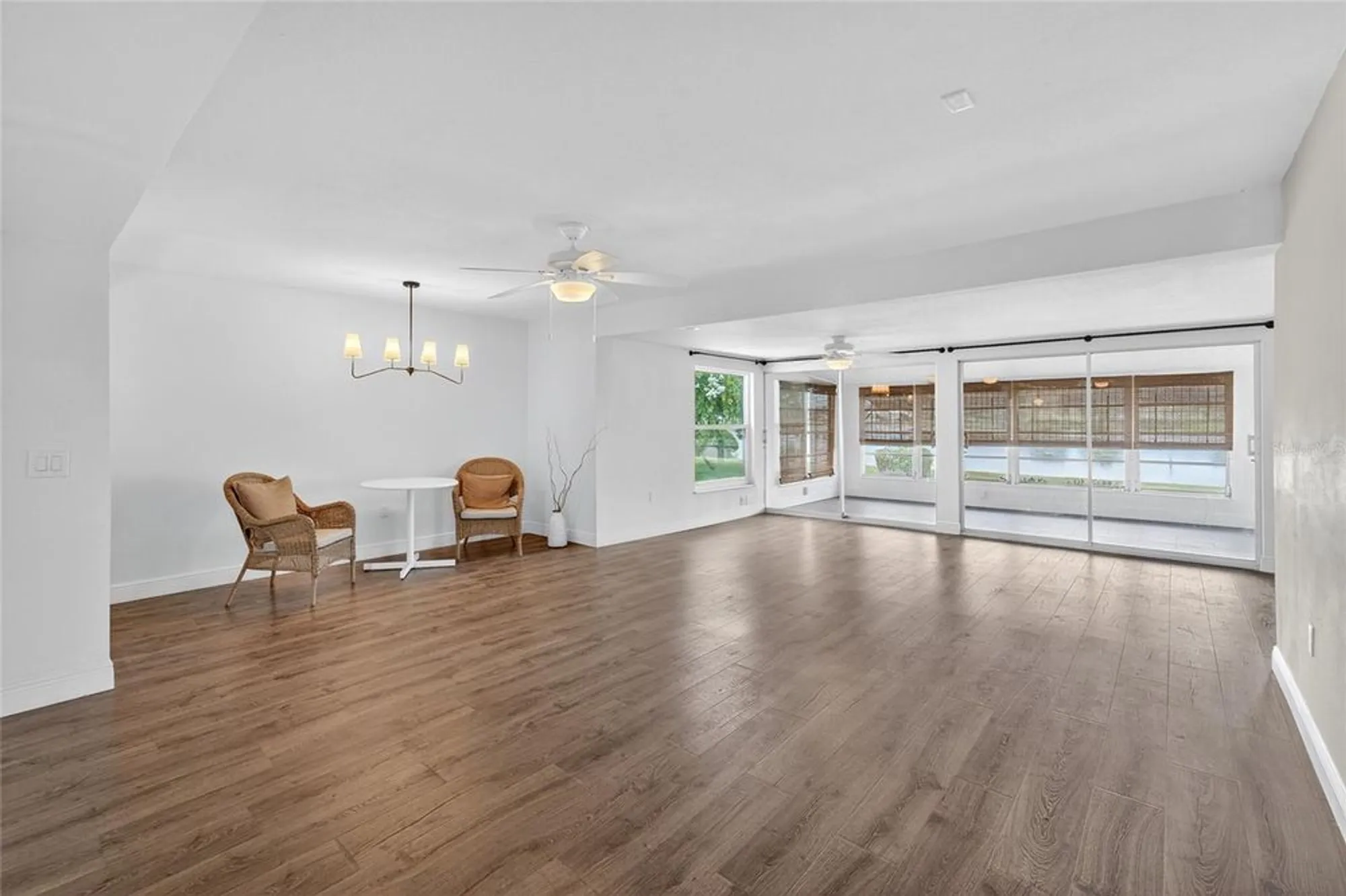 Property Slideshow image 14 of 68 | 1012 augusta dr, Sun City Center, FL, 33573