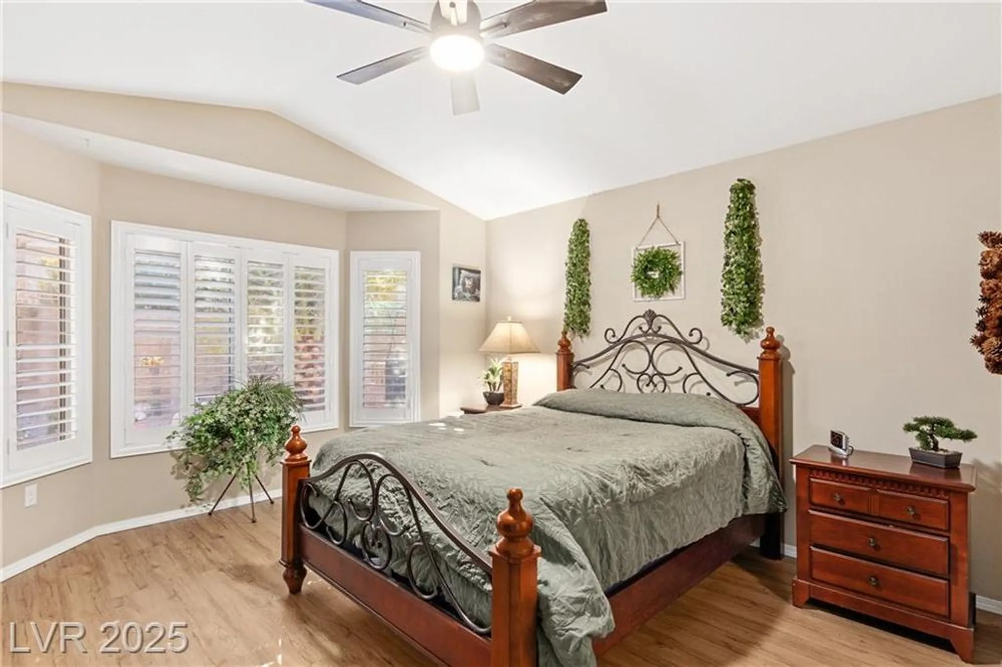 Property Slideshow image 16 of 27 | 2155 chapman ranch dr, Henderson, NV, 89012