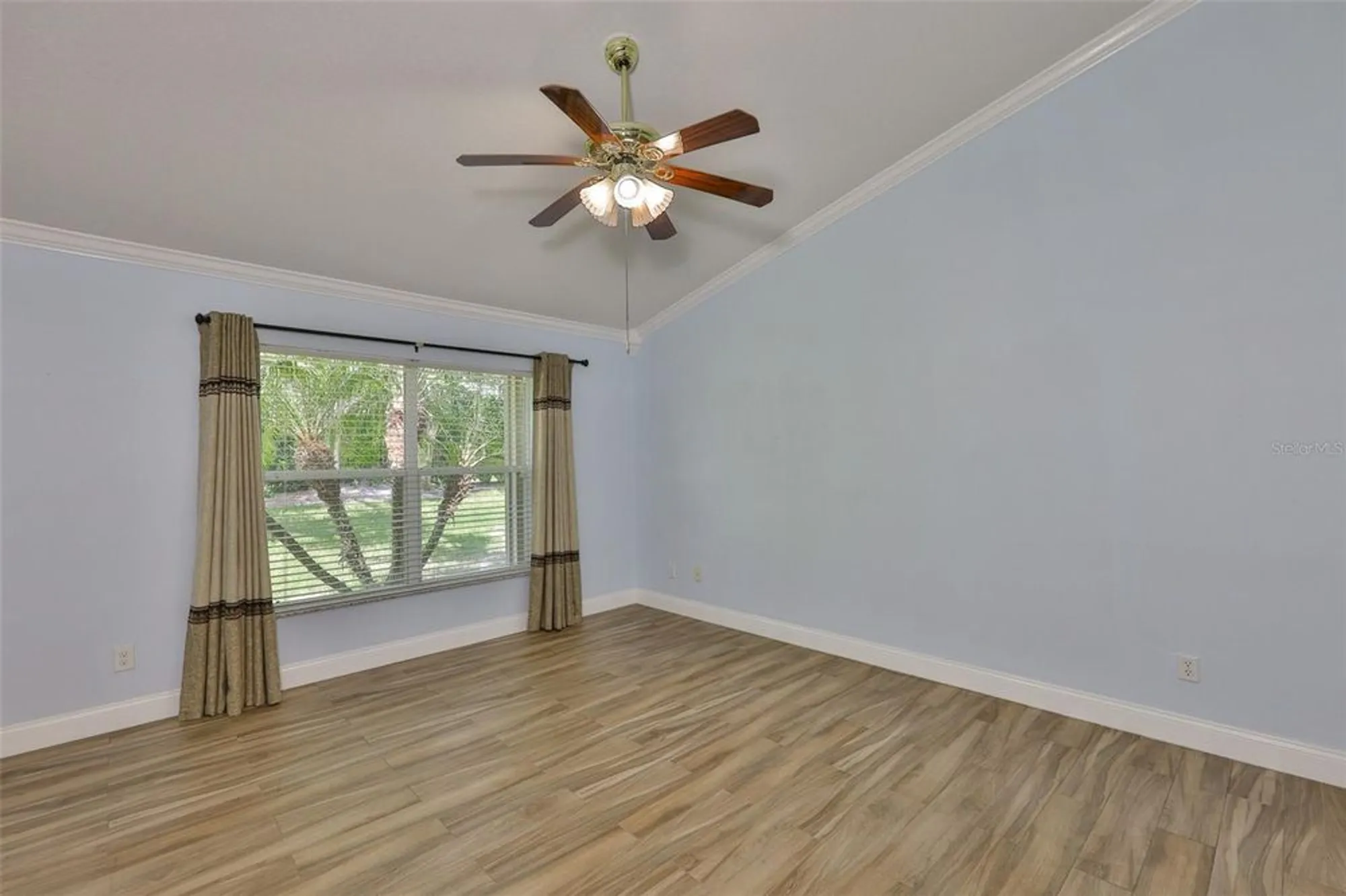 Property Slideshow image 27 of 42 | 1112 mcdaniel st # 78, Sun City Center, FL, 33573