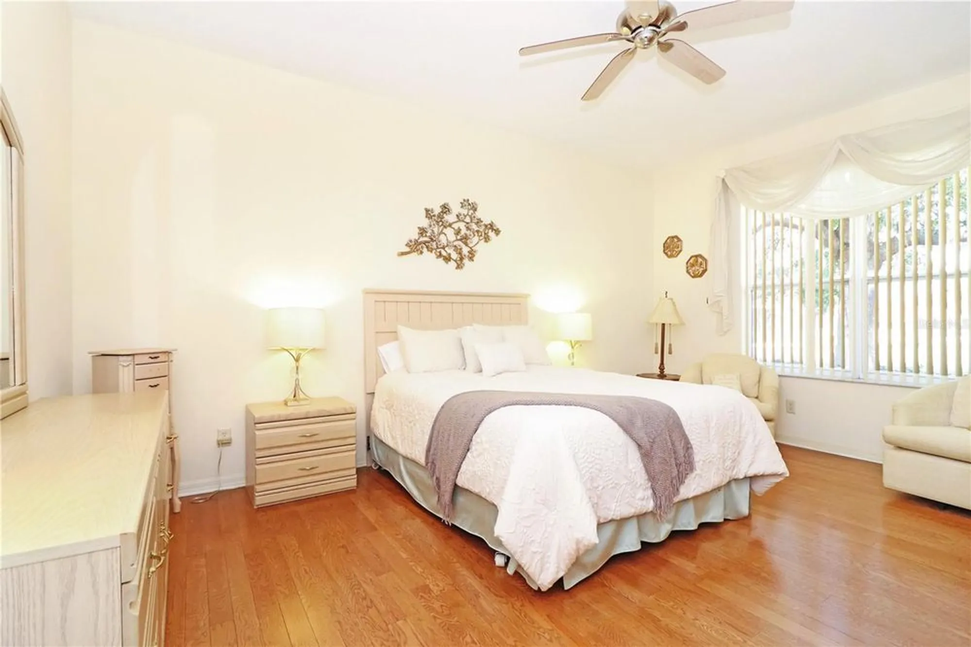 Property Slideshow image 14 of 49 | 20631 prince ranier pl, Leesburg, FL, 34748