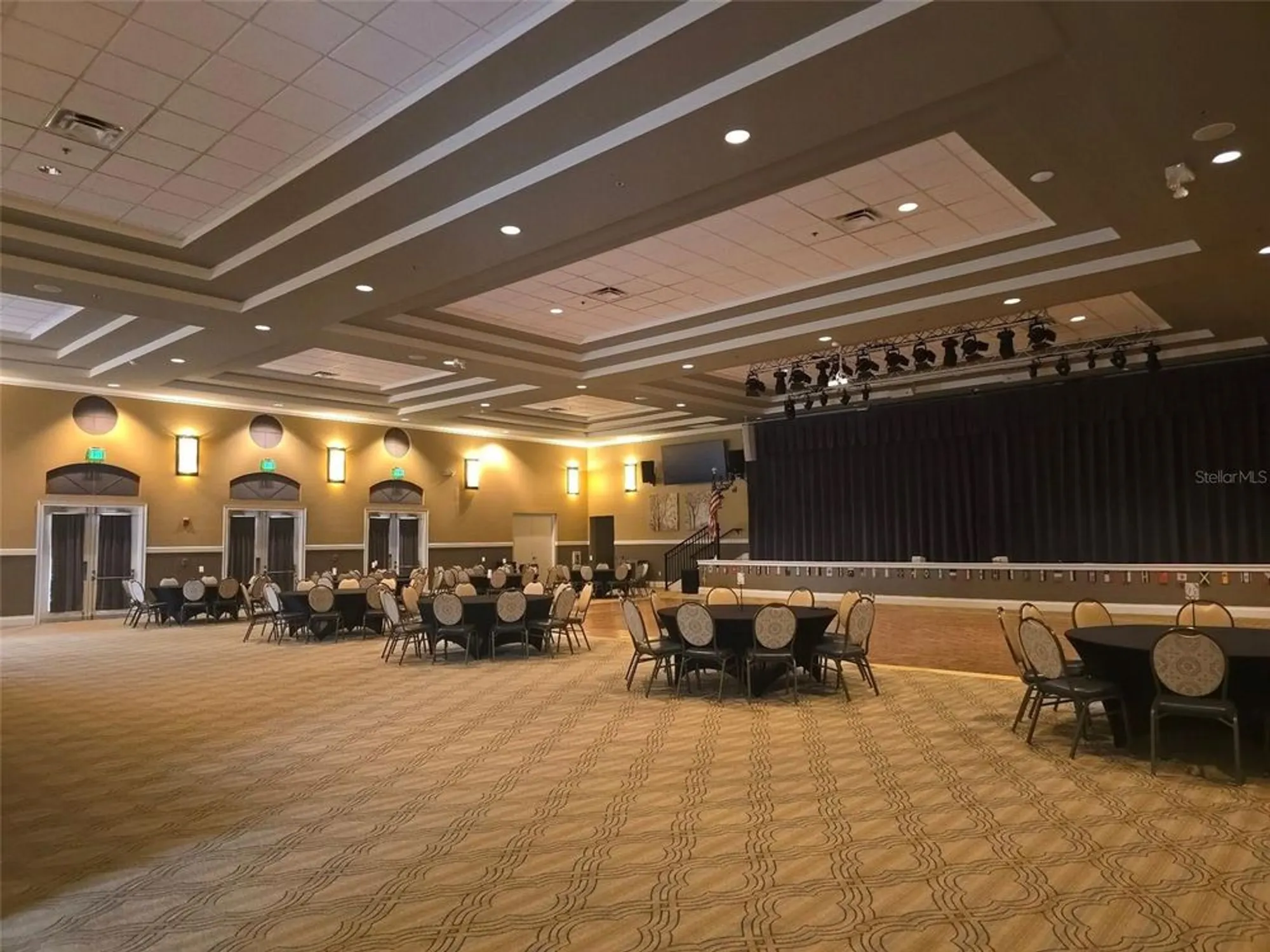 Property Slideshow image 38 of 49 | 108 crescent moon dr, Groveland, FL, 34736