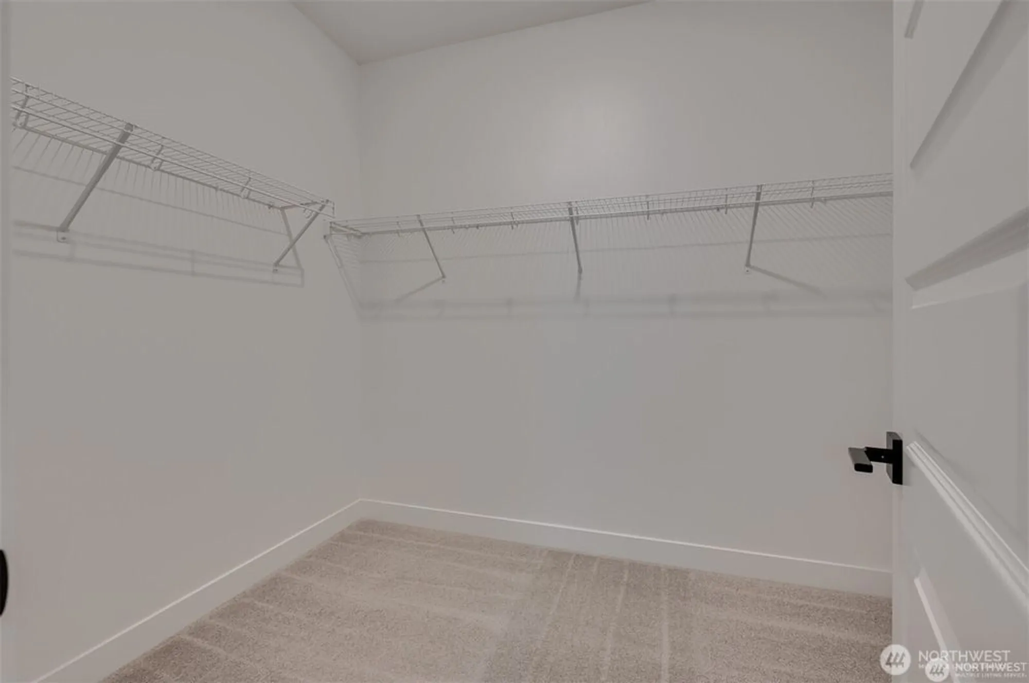 Property Slideshow image 31 of 37 | 29208 217th pl se # 34, Black Diamond, WA, 98010