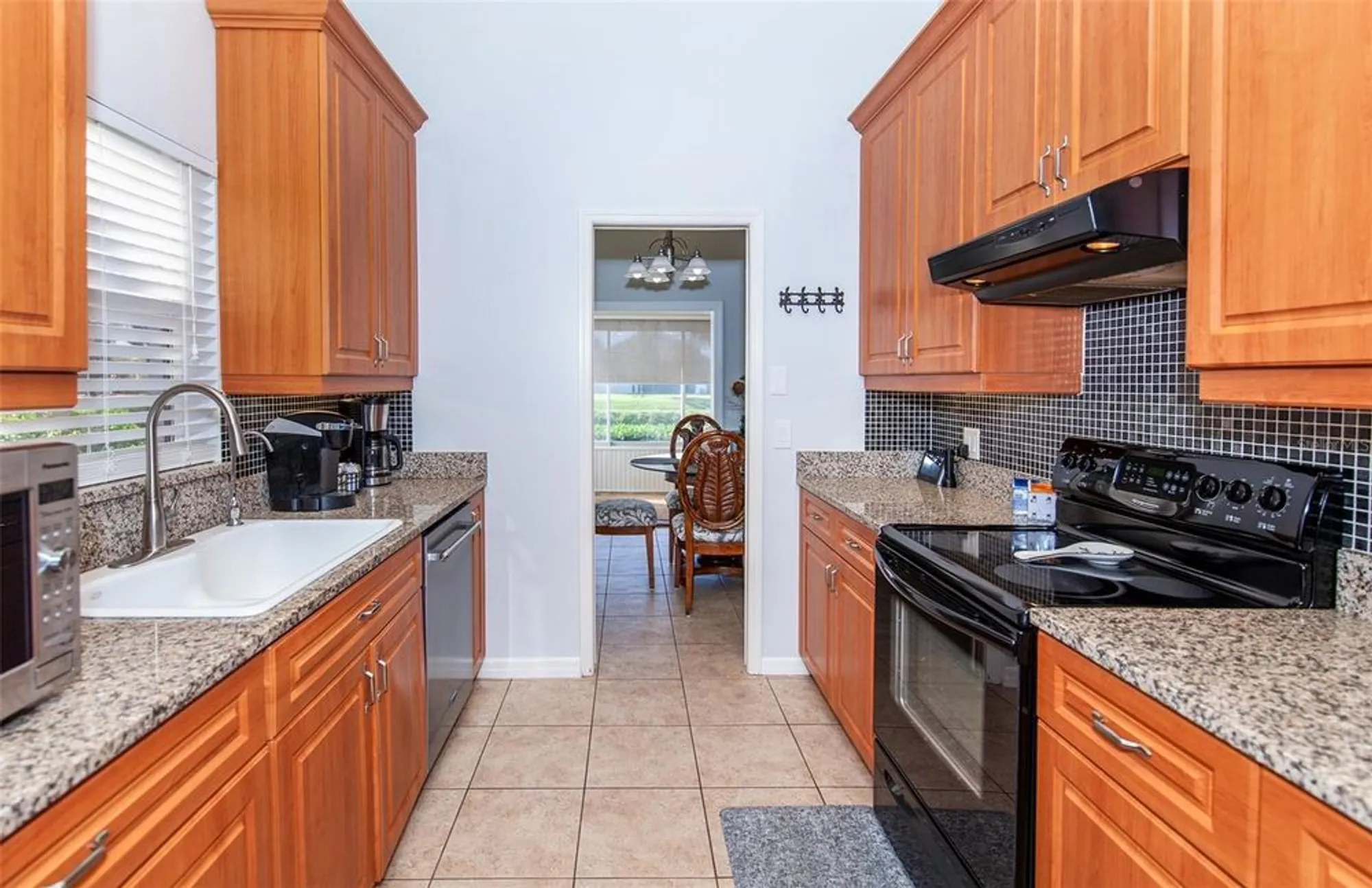 Property Slideshow image 14 of 48 | 172 southampton pl 346, Venice, FL, 34293