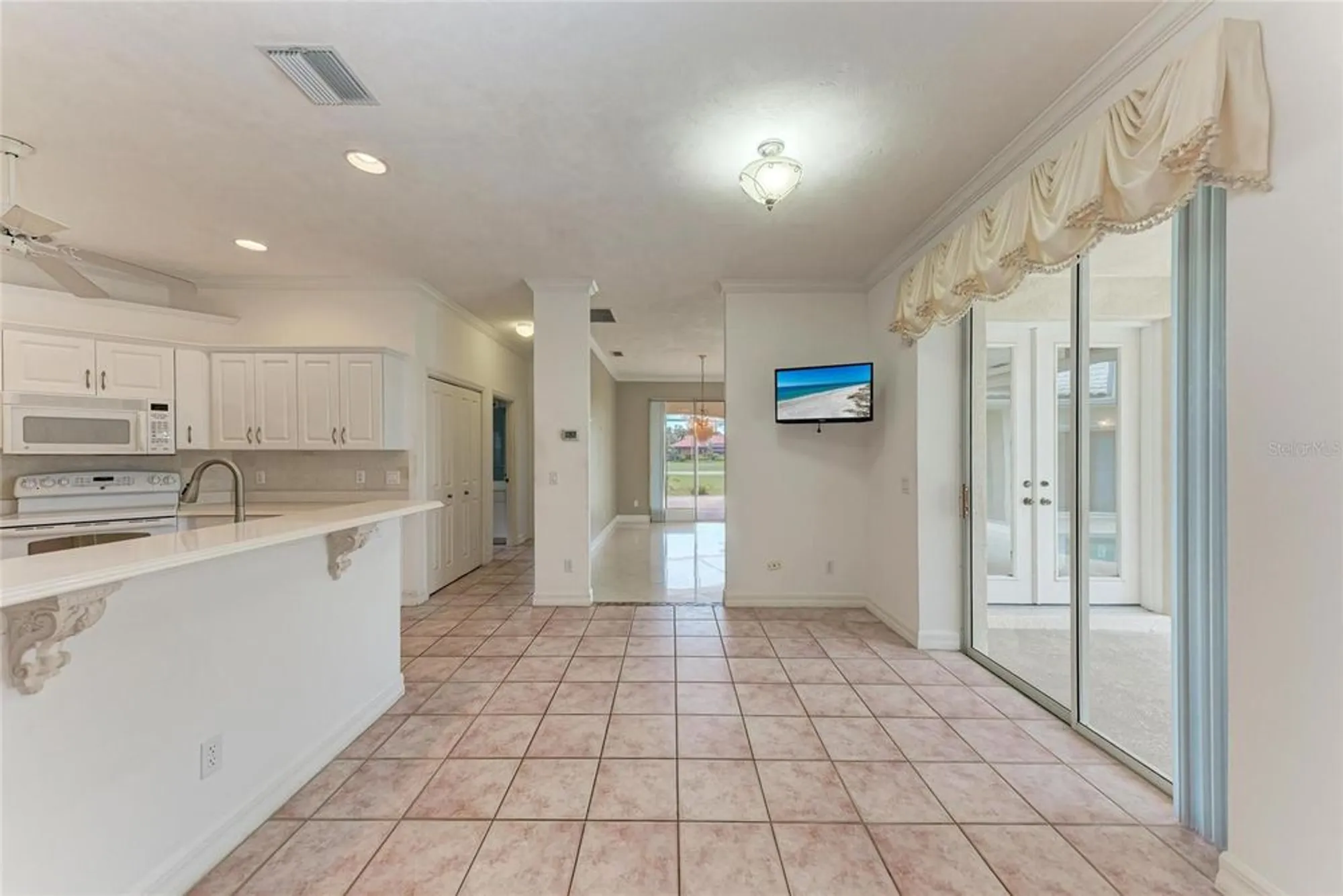 Property Slideshow image 15 of 53 | 585 khyber ln, Venice, FL, 34293