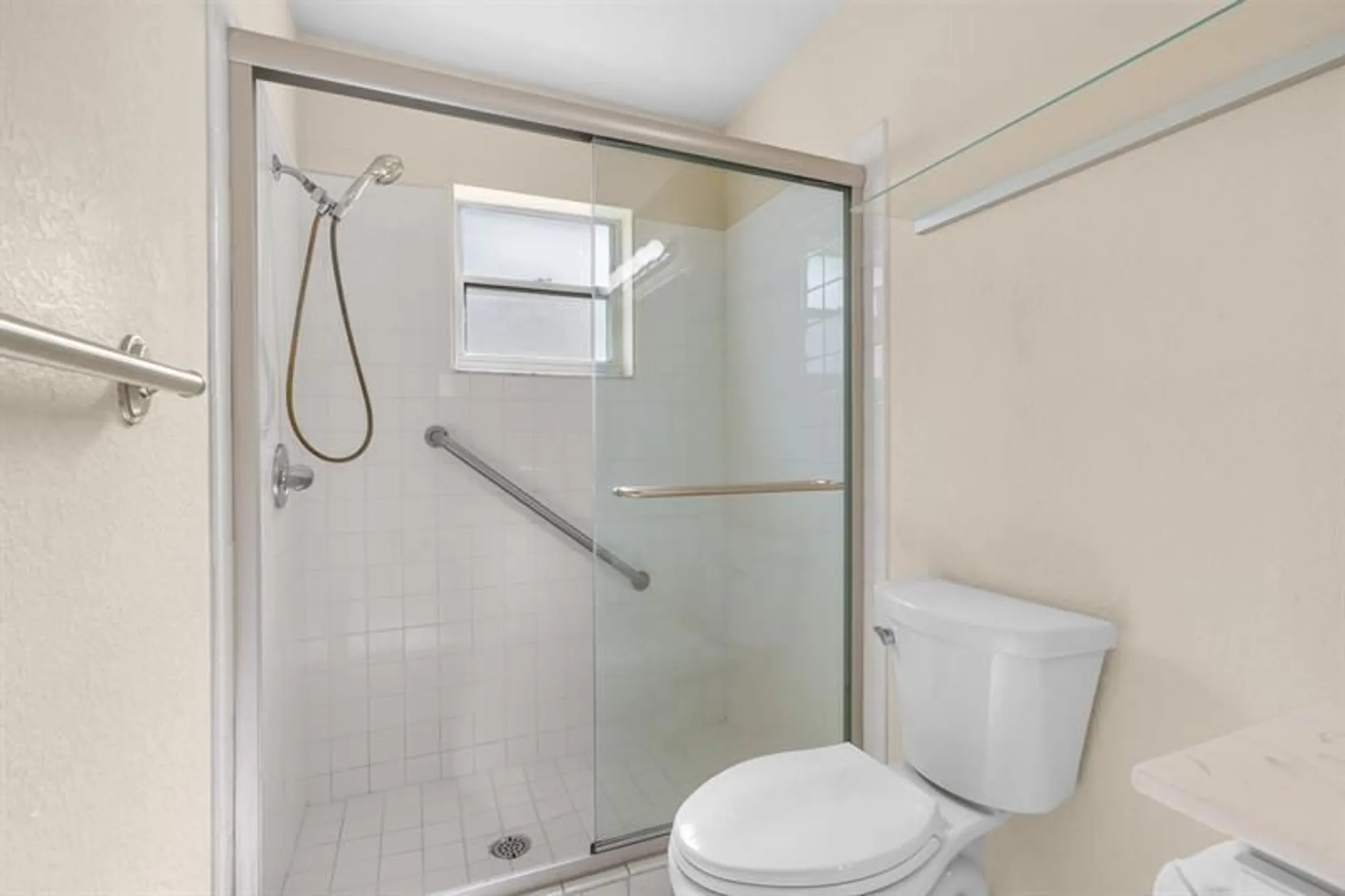 Property Slideshow image 37 of 51 | 8826 nw 13th st, Plantation, FL, 33322
