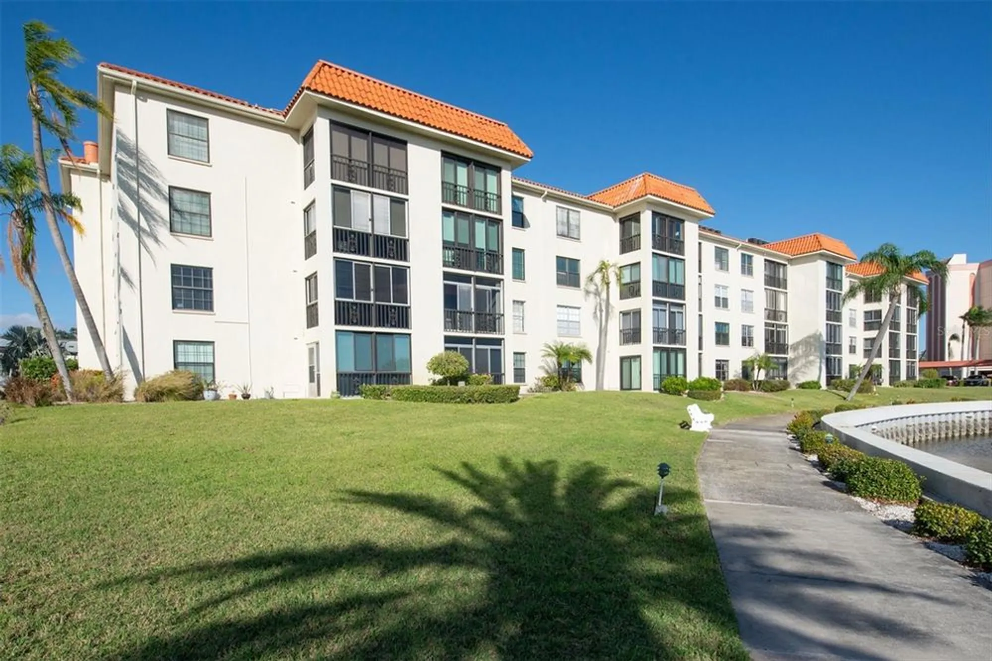 Property Slideshow image 25 of 33 | 19029 us highway 19 n apt 8-25, Clearwater, FL, 33764
