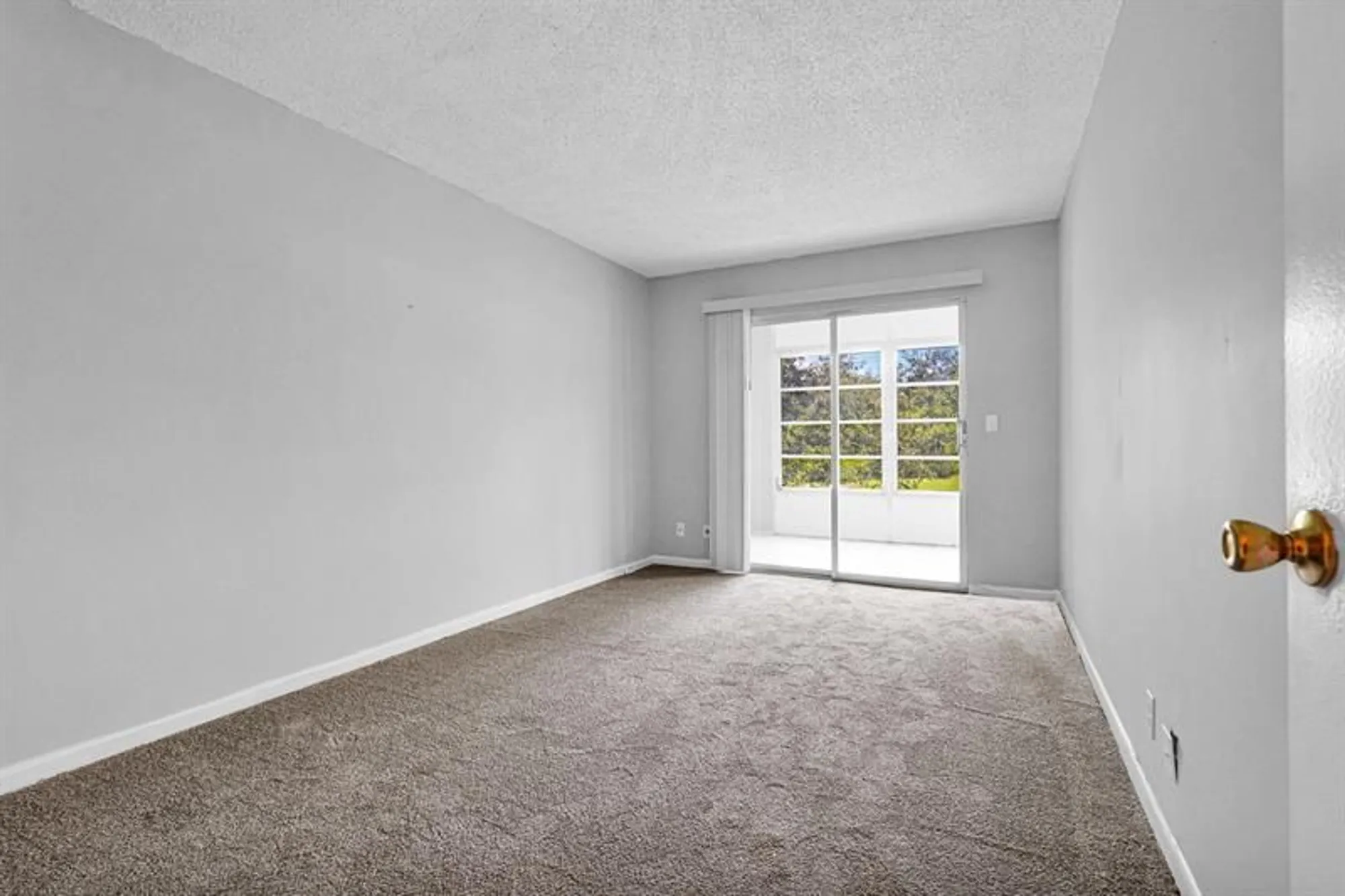 Property Slideshow image 8 of 47 | 2038 newport h # 2038, Deerfield Beach, FL, 33442