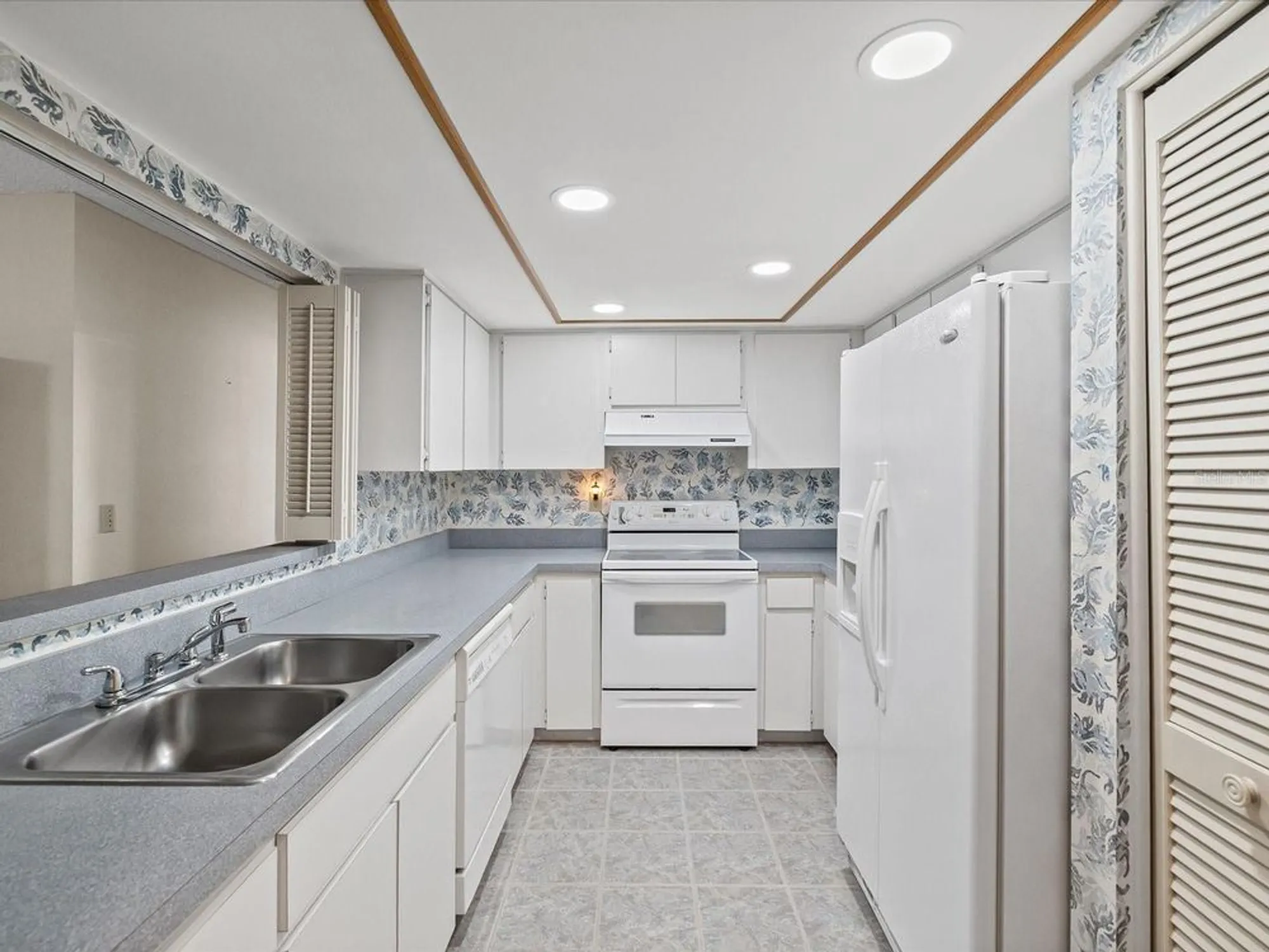 Property Slideshow image 17 of 79 | 8135 bugle ct 3, Port Richey, FL, 34668