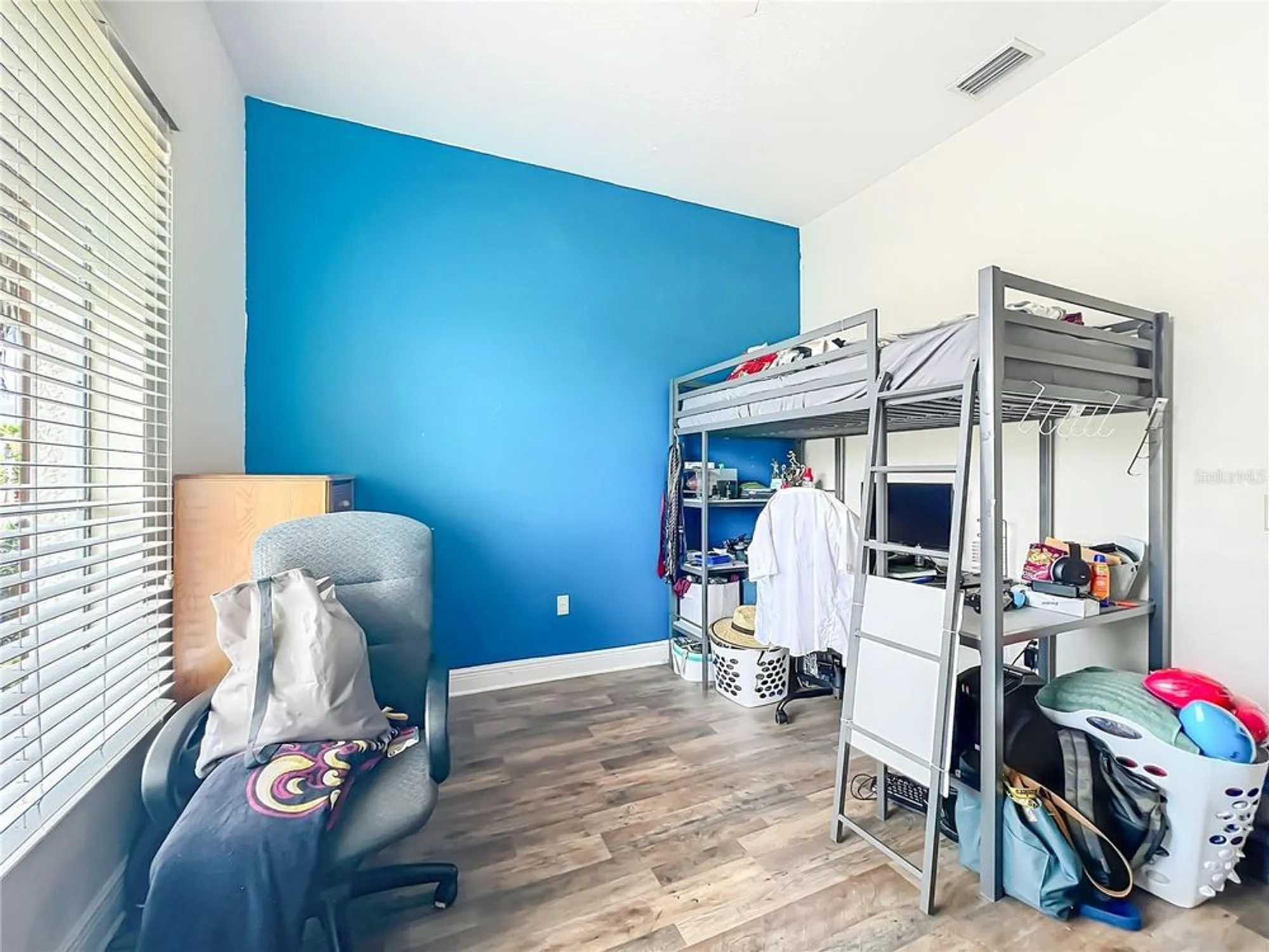 Property Slideshow image 17 of 30 | 38634 lakeview walk, Lady Lake, FL, 32159