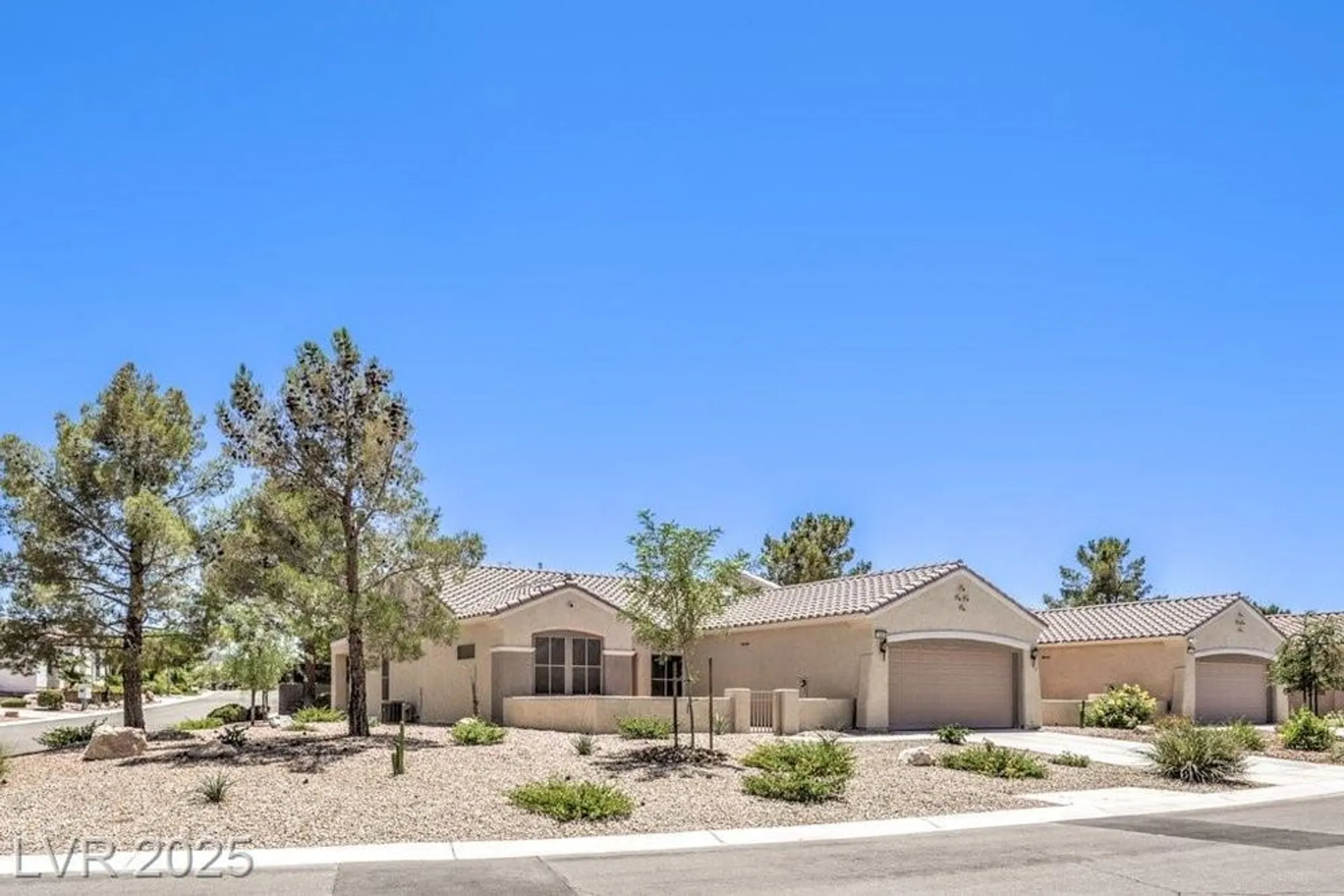 Property Slideshow image 15 of 59 | 1806 tarrant city st, Henderson, NV, 89052