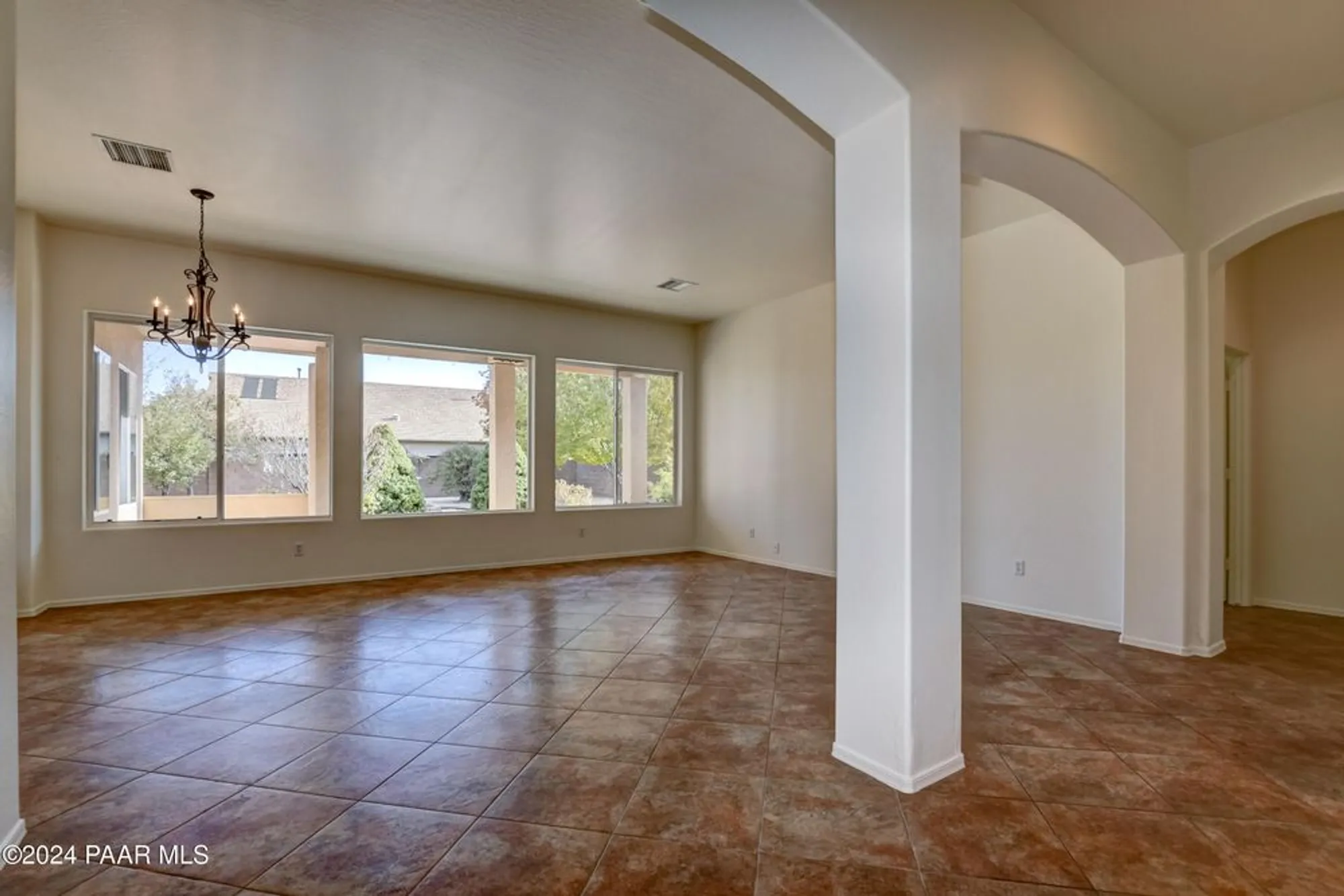 Property Slideshow image 5 of 58 | 7753 n siesta sunset ln, Prescott Valley, AZ, 86315
