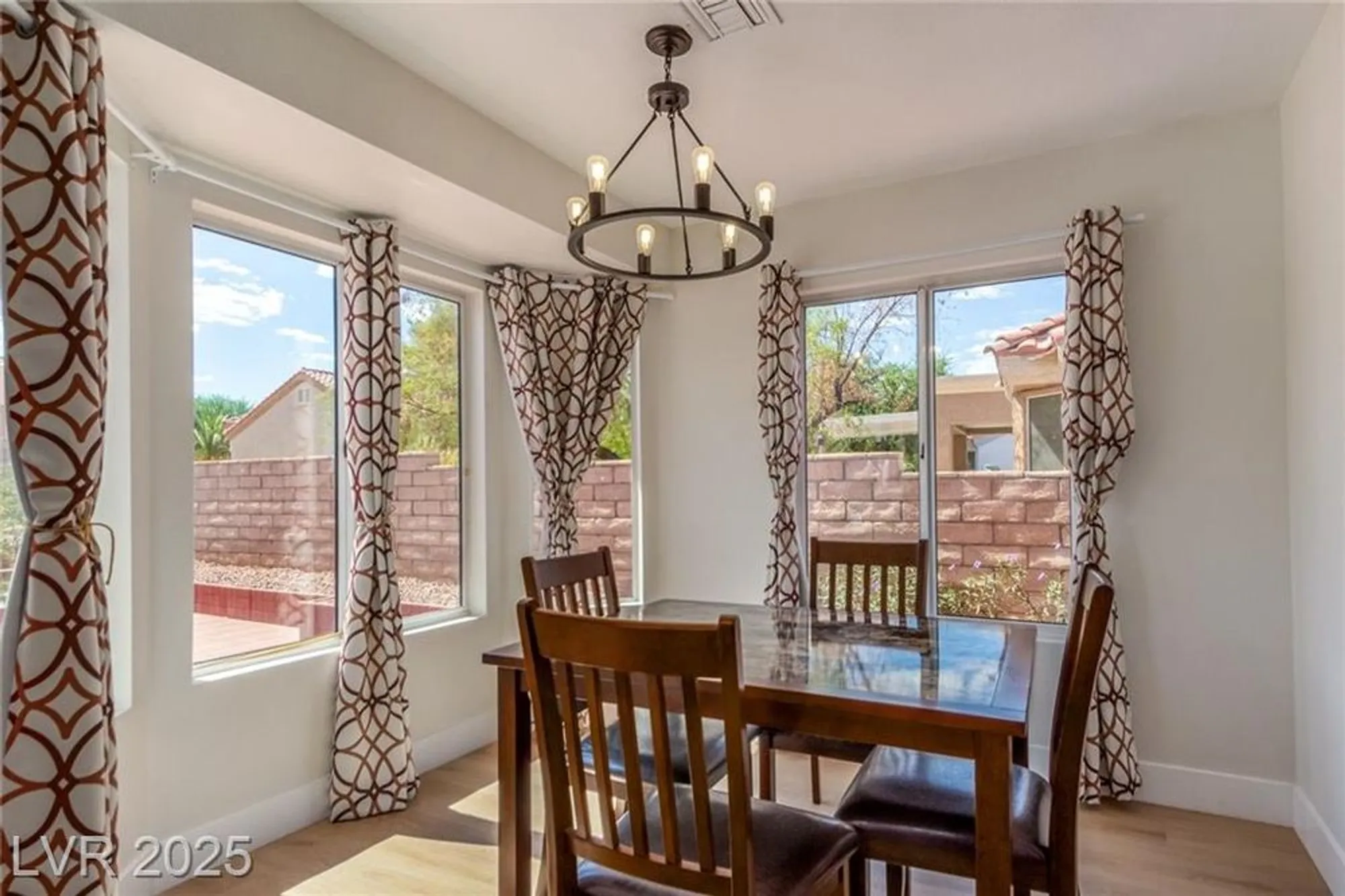 Property Slideshow image 11 of 42 | 8705 villa ridge dr, Las Vegas, NV, 89134