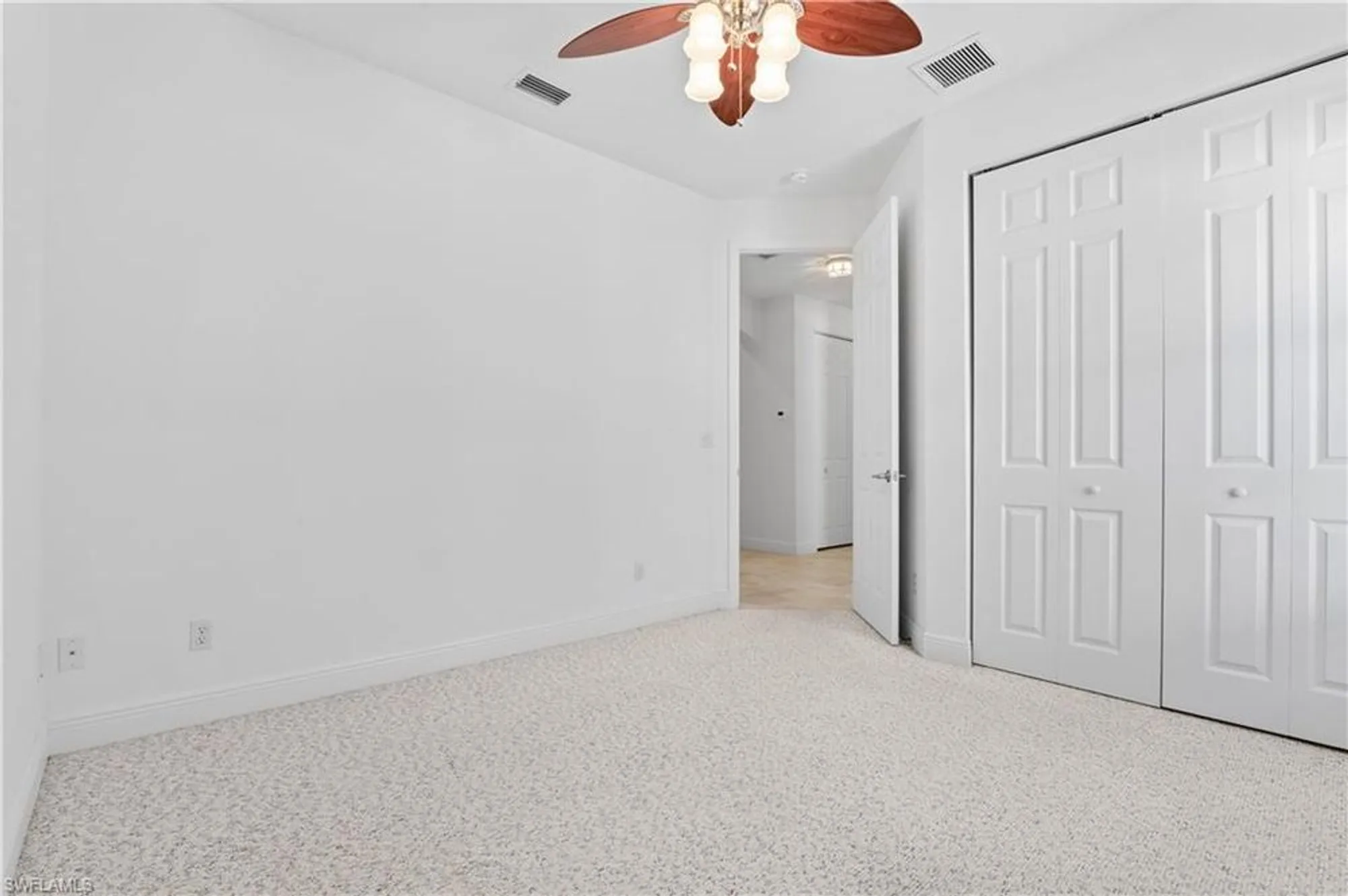 Property Slideshow image 17 of 38 | 20381 foxworth cir, Estero, FL, 33928