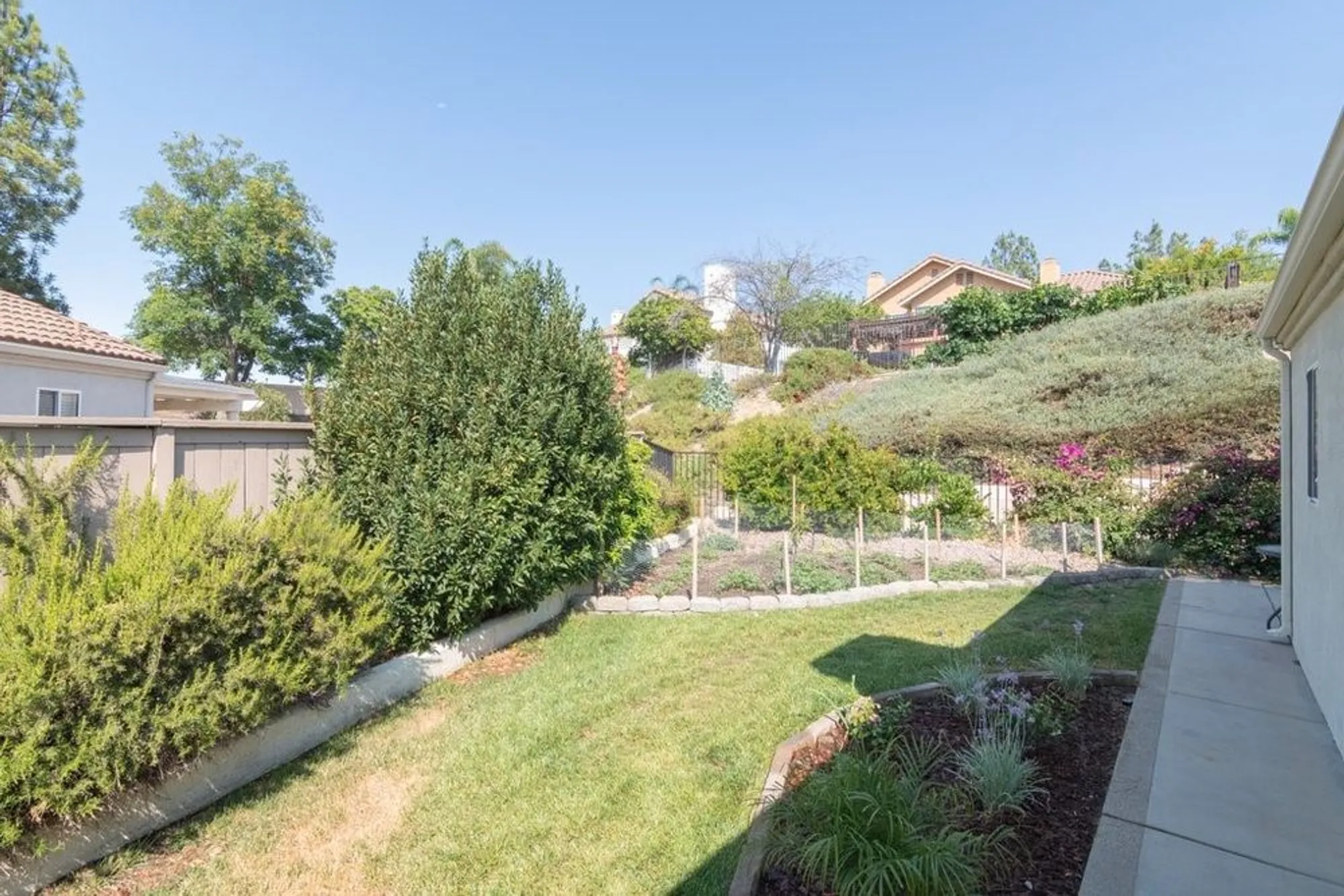 Property Slideshow image 28 of 56 | 23825 corte picante, Murrieta, CA, 92562