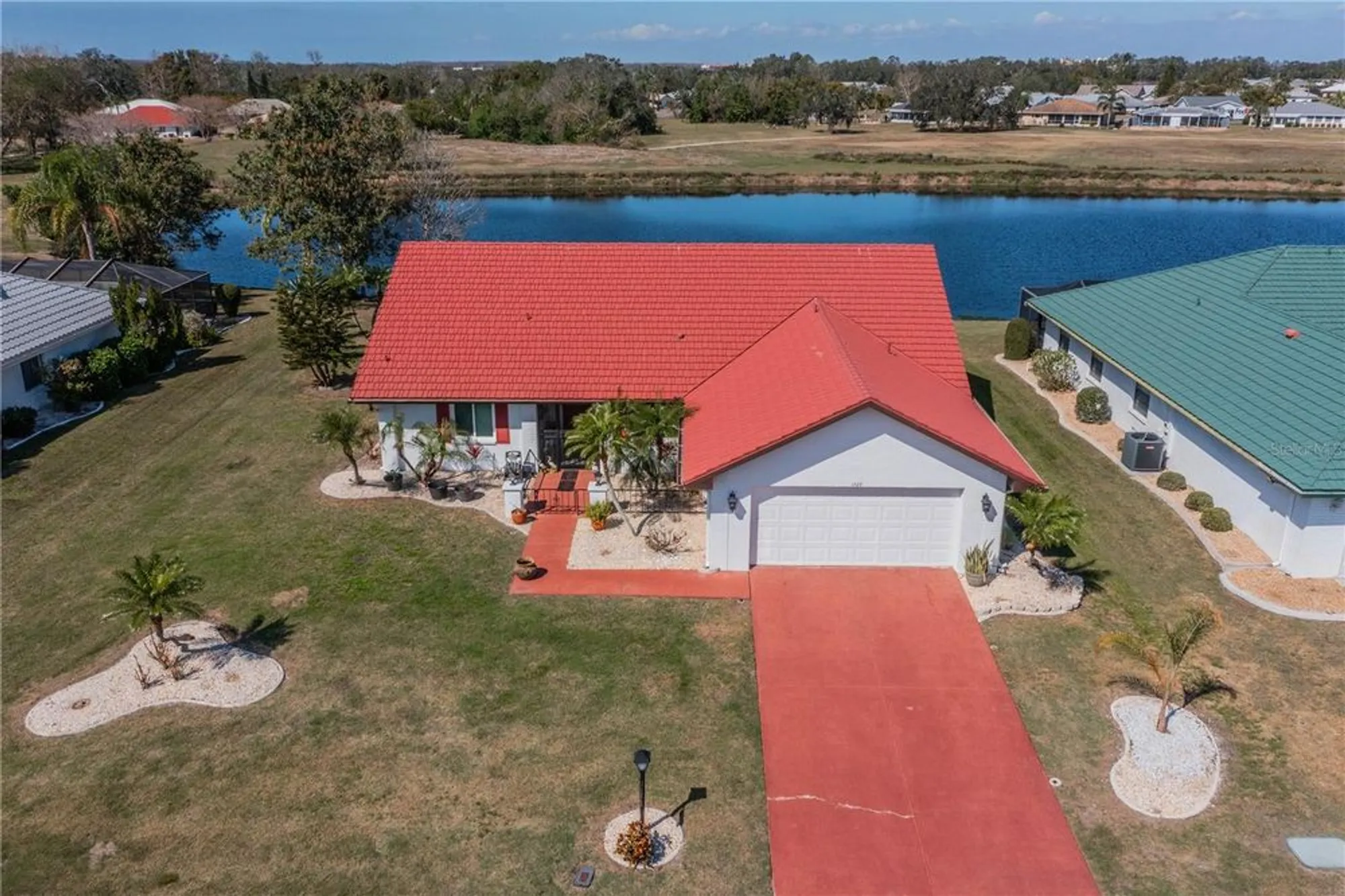 Property Slideshow image 33 of 37 | 1723 wolf laurel dr, Sun City Center, FL, 33573