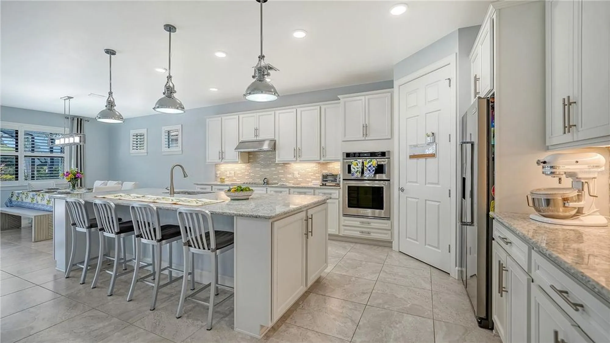 Property Slideshow image 7 of 59 | 5595 rain lily ct, Sarasota, FL, 34238