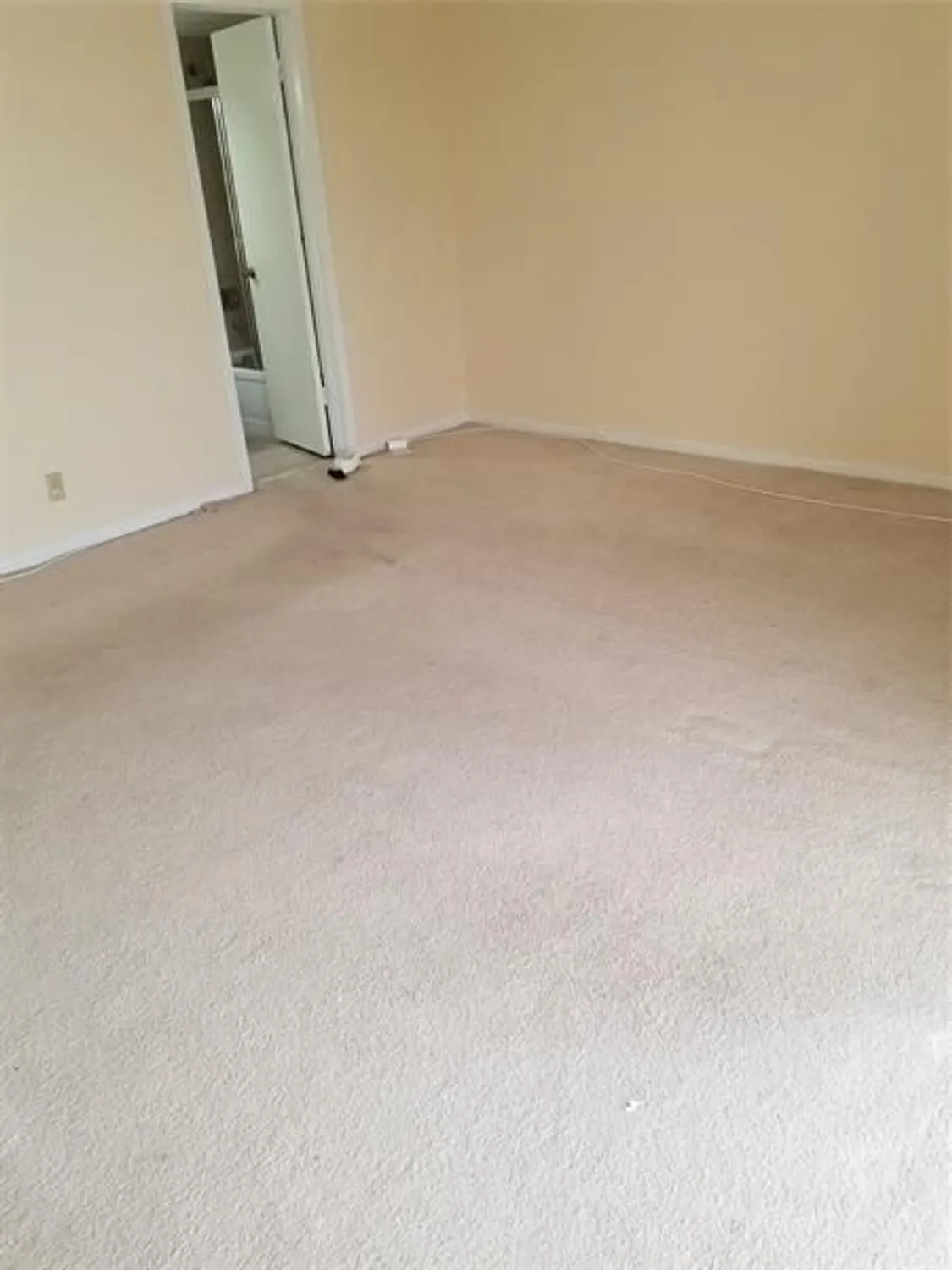 Property Slideshow image 14 of 25 | 4090 cornwall e # 4090, Boca Raton, FL, 33434