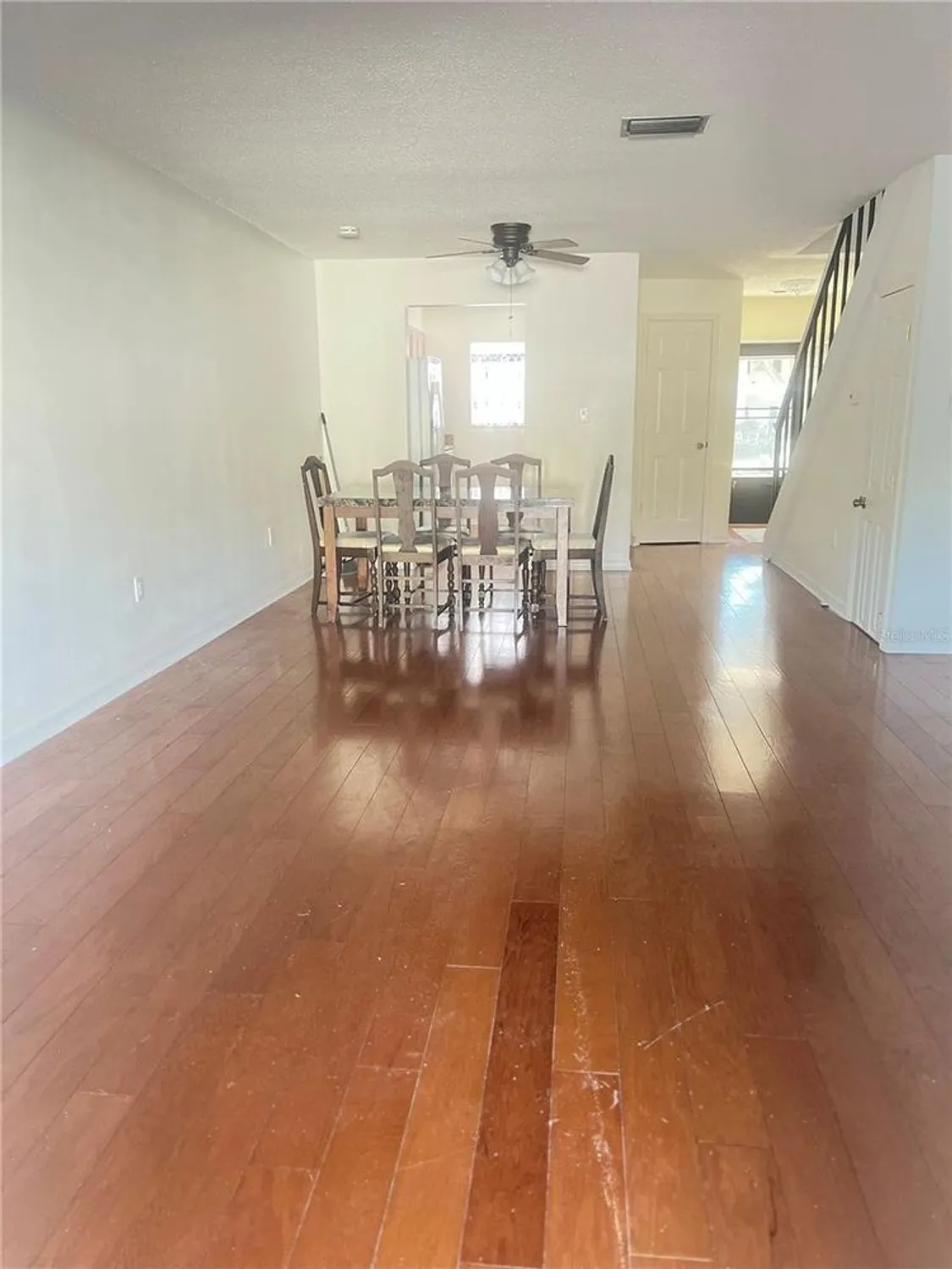 Property Slideshow image 9 of 10 | 689 lake howard dr 1e, Winter Haven, FL, 33880