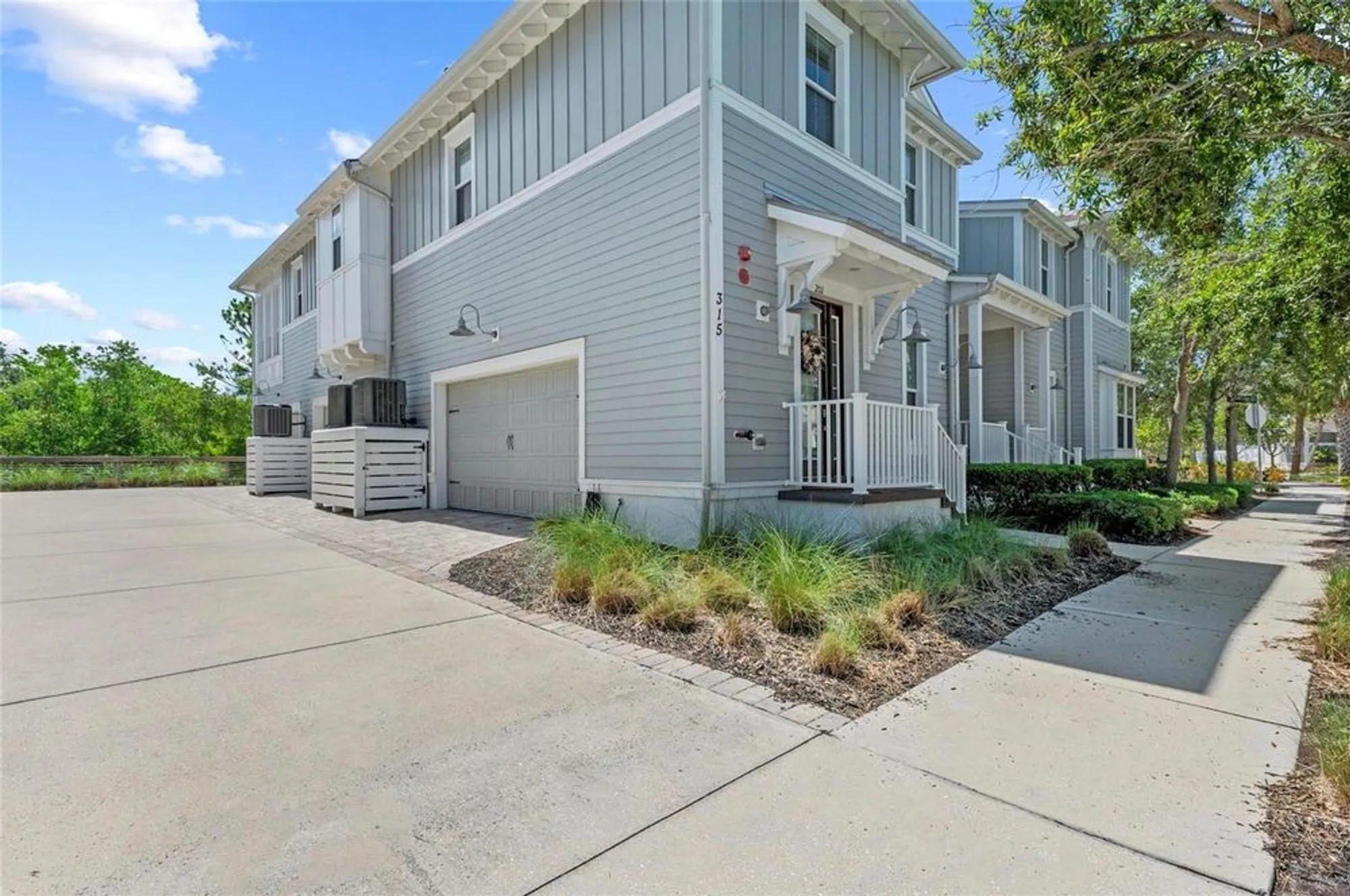 Property Slideshow image 7 of 95 | 315 sapphire lake dr 201, Bradenton, FL, 34209