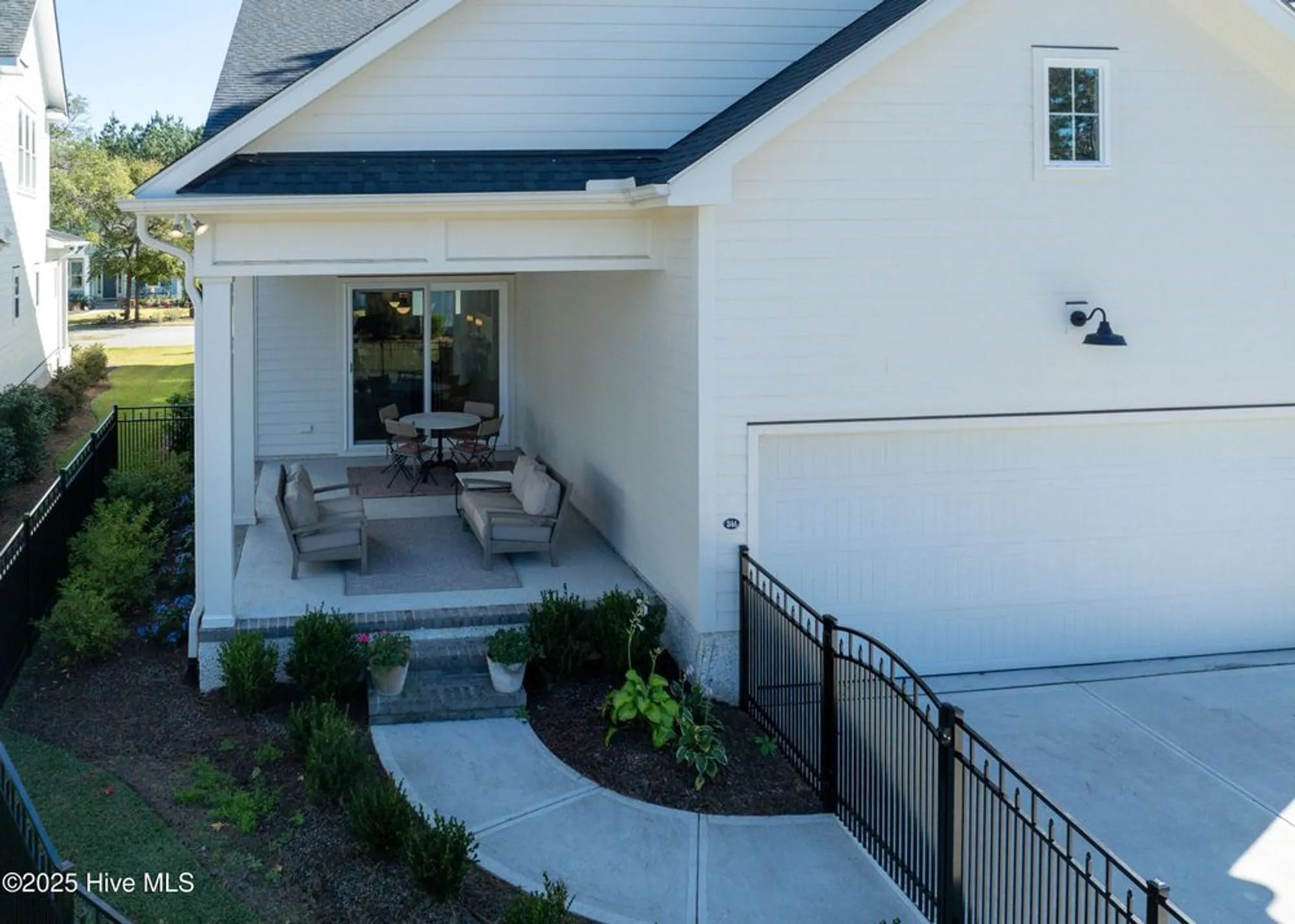 Property Slideshow image 34 of 35 | 341 cornubia dr, Castle Hayne, NC, 28429