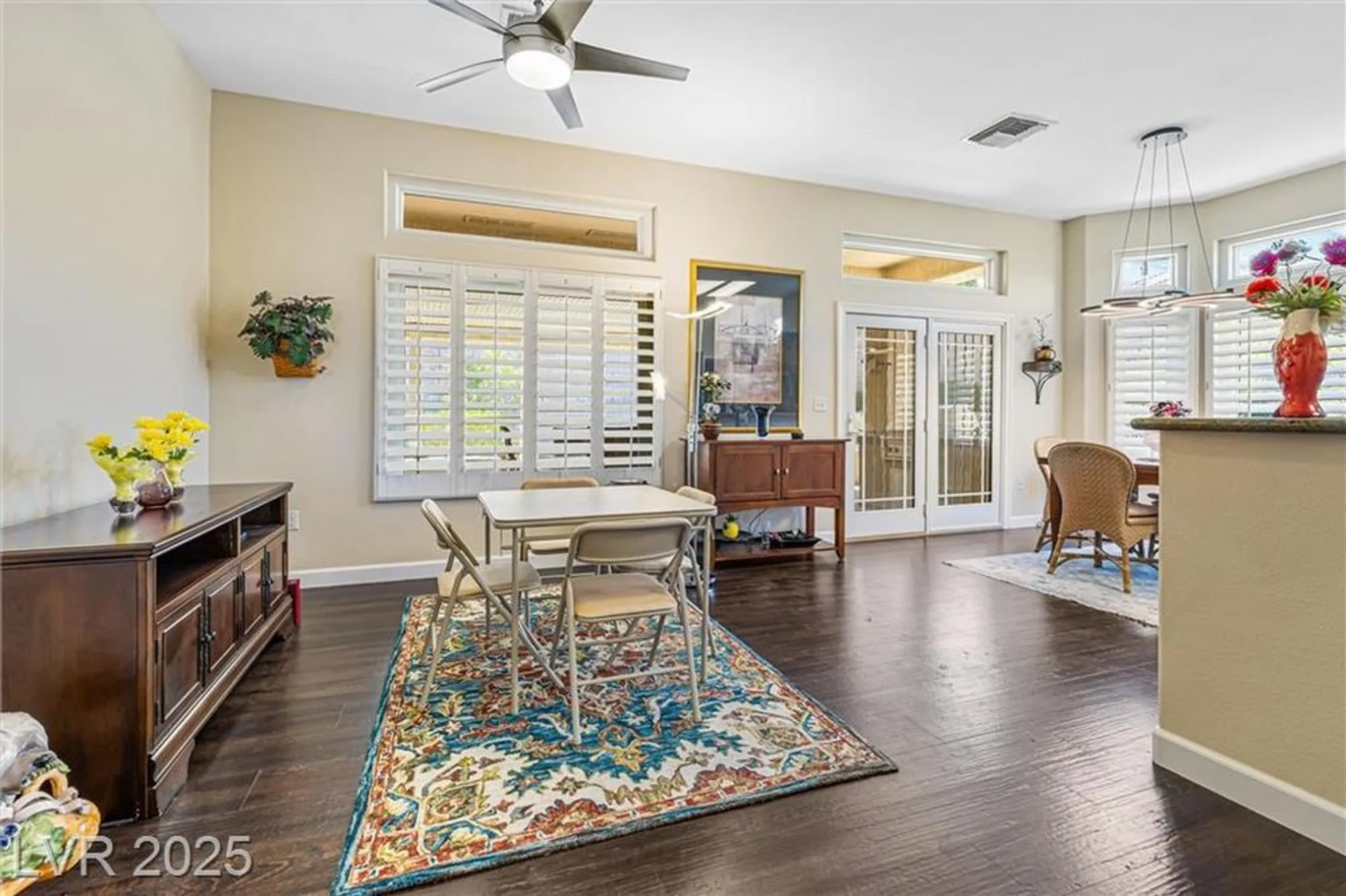 Property Slideshow image 15 of 55 | 1901 capestone st, Las Vegas, NV, 89134